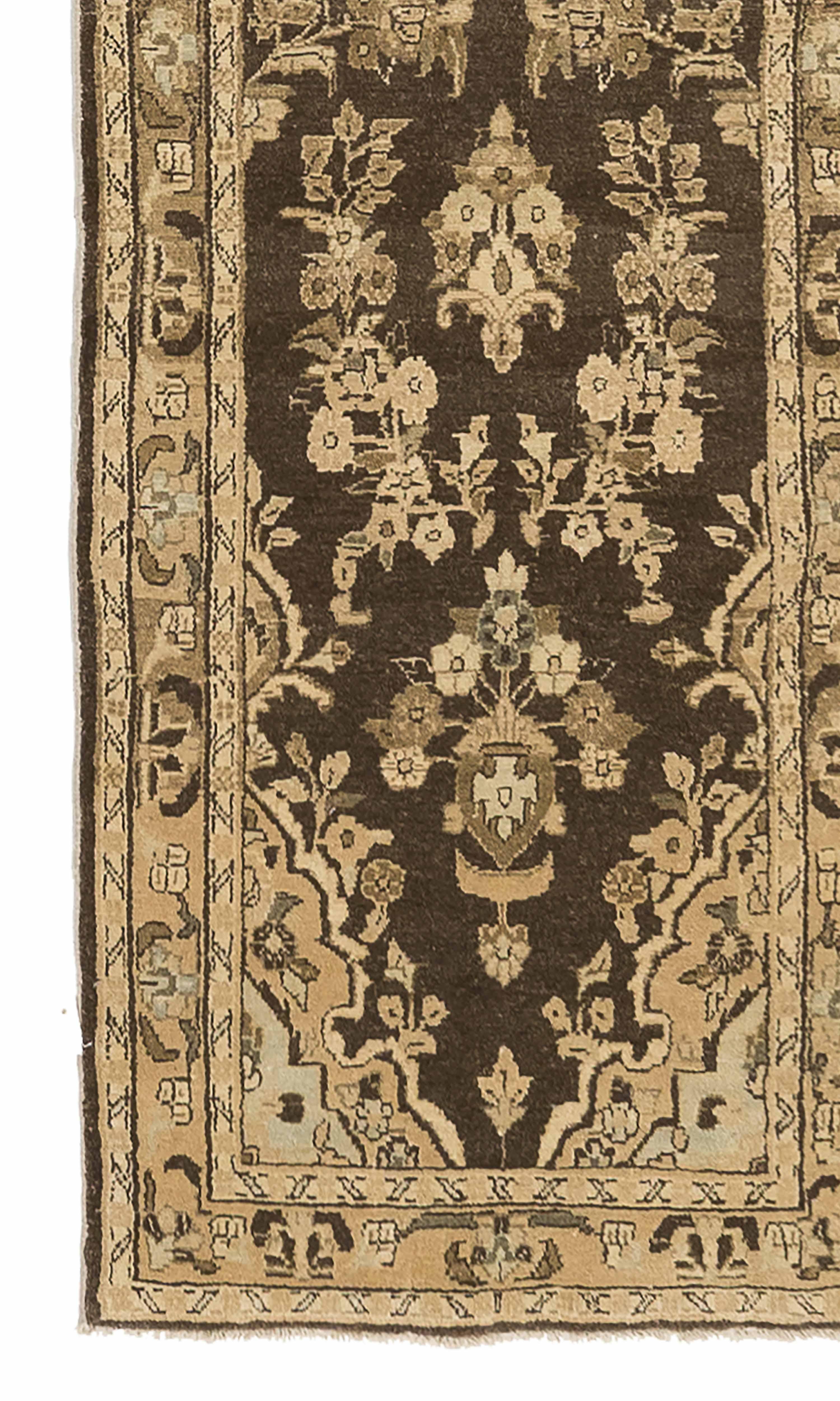 Antiker persischer Läufer in Malayer-Muster (Persisch) im Angebot