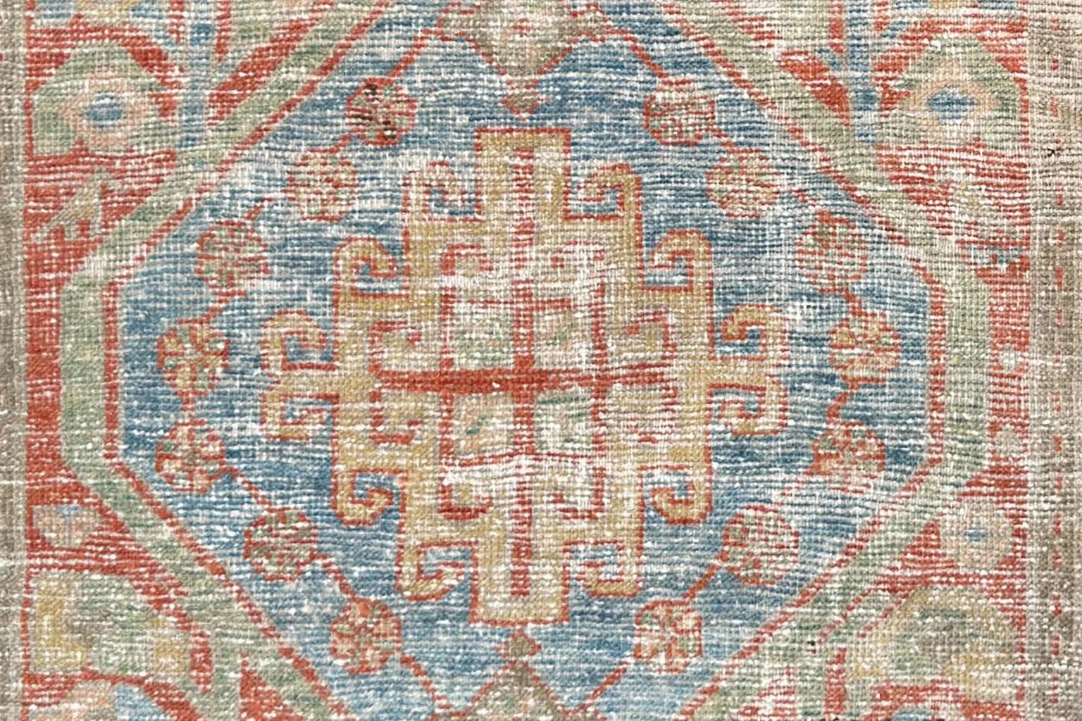 Early 20th Century Antique Persian Runner Rug - Sarab Design For Sale