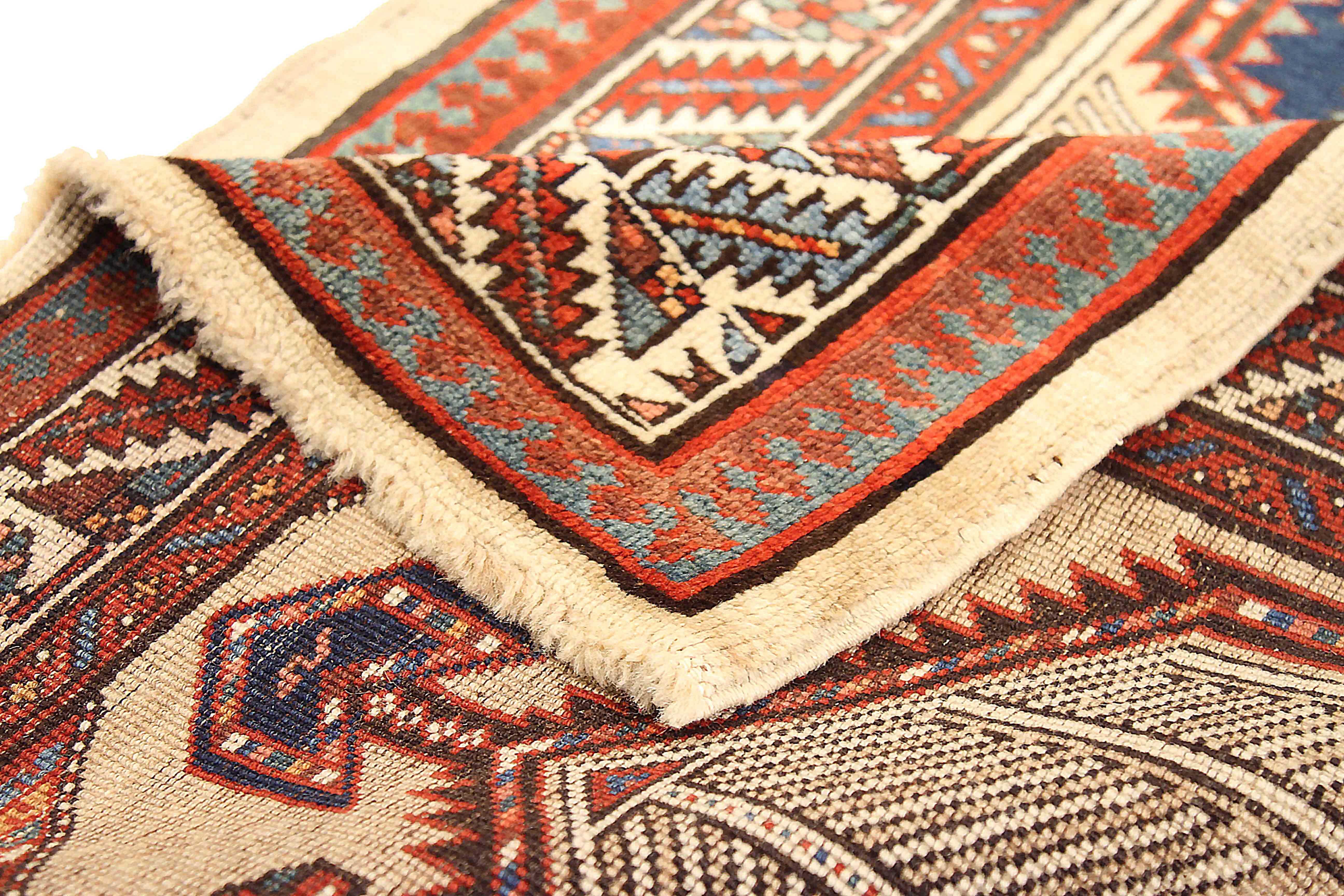Antiker persischer Läufer im Sarab-Design (Persisch) im Angebot