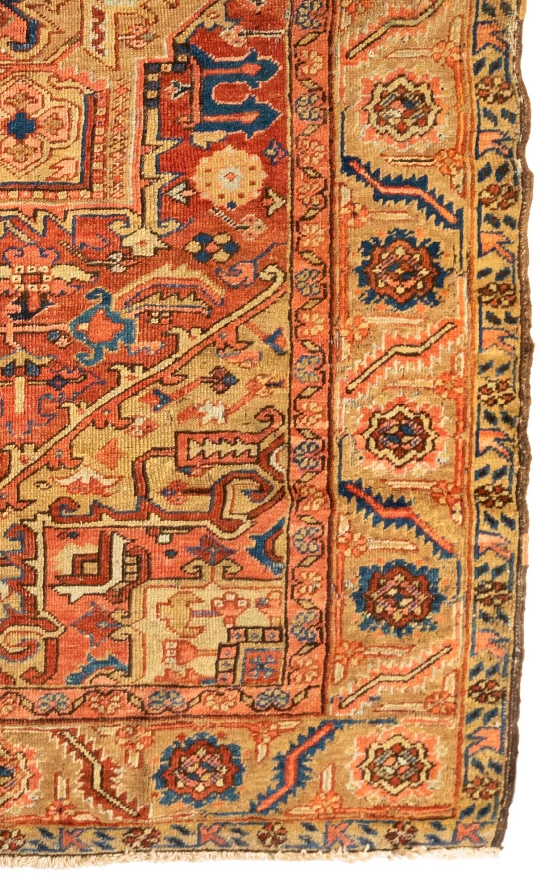 Antiker persischer, geometrischer, quadratischer Heriz-Teppich in Rost, Marineblau, Stammeskunst, um 1880 (Heriz Serapi) im Angebot
