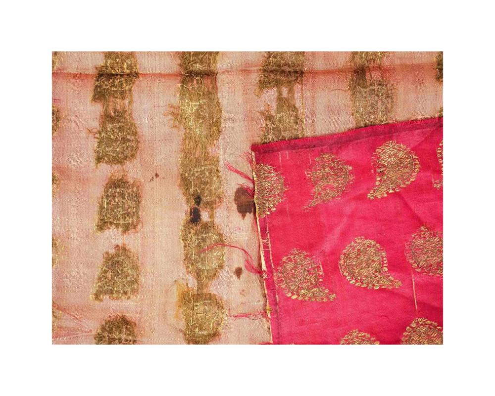 Antique Persian Safavid Dynasty Embroidered Textile In Good Condition In New York, NY