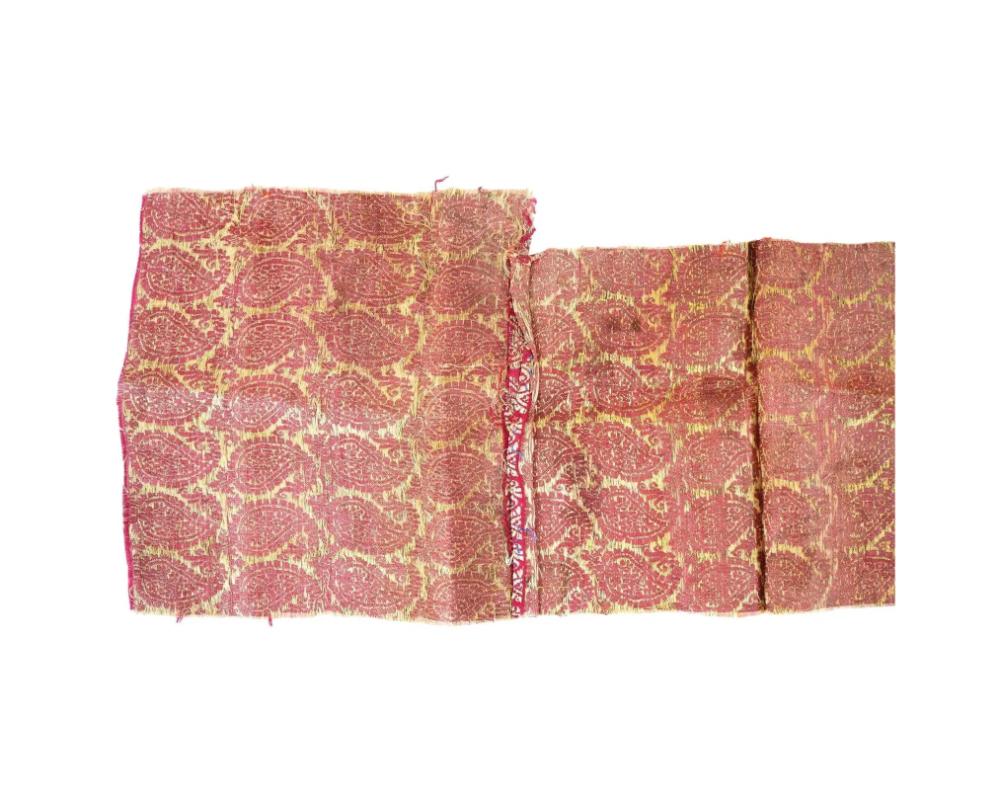 Antique Persian Safavid Dynasty Embroidered Textile For Sale 1