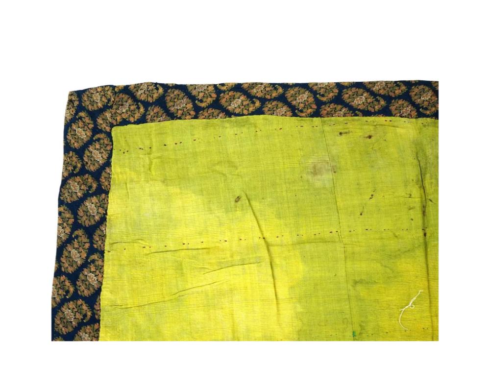Antique Persian Safavid Hand Woven Velvet Textile For Sale 1