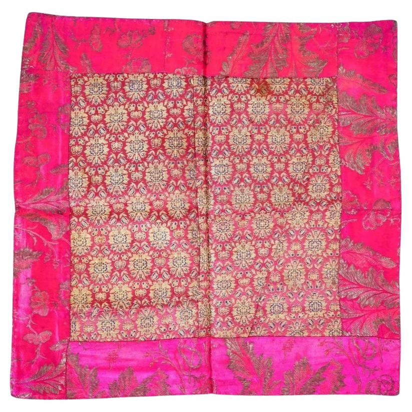 Antique Persian Safavid Textile Silk Tapestry