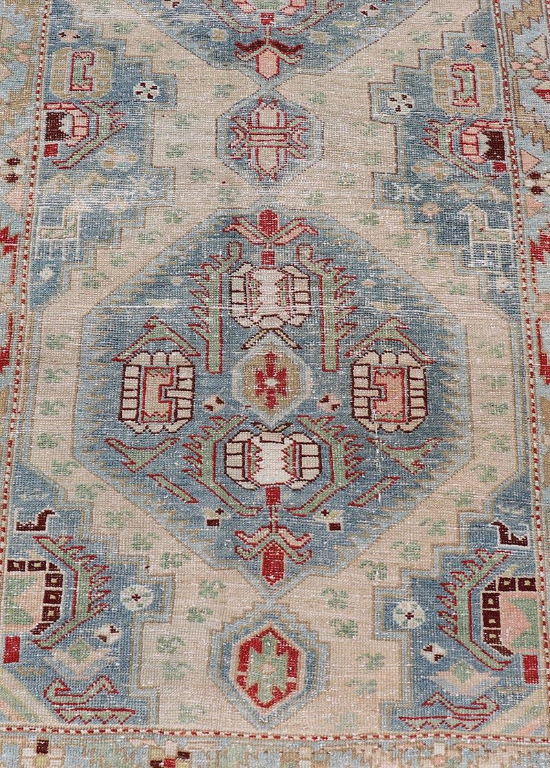 Antike persische Sarab Läufer mit Sub-Geometrische Medaillon Design 3'8
