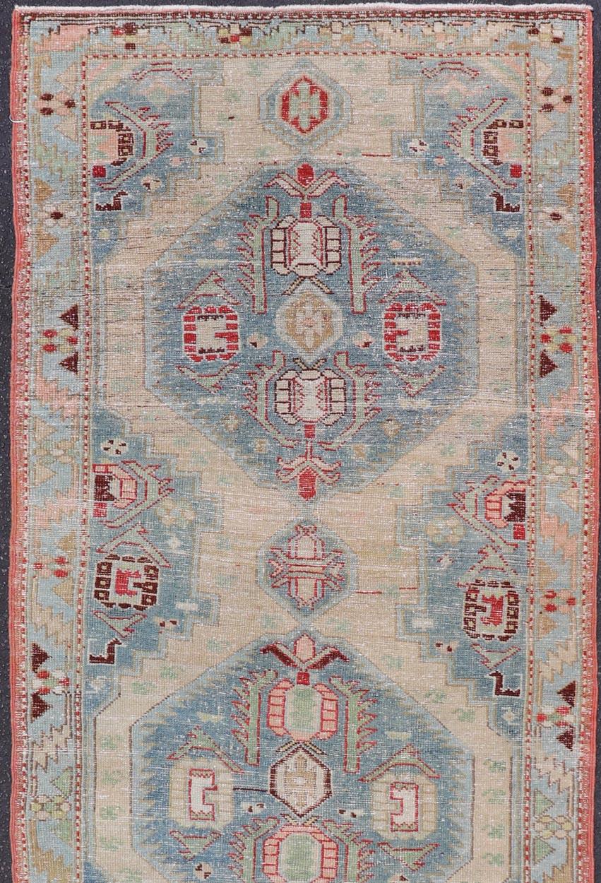 Antike persische Sarab Läufer mit Sub-Geometrische Medaillon Design 3'8