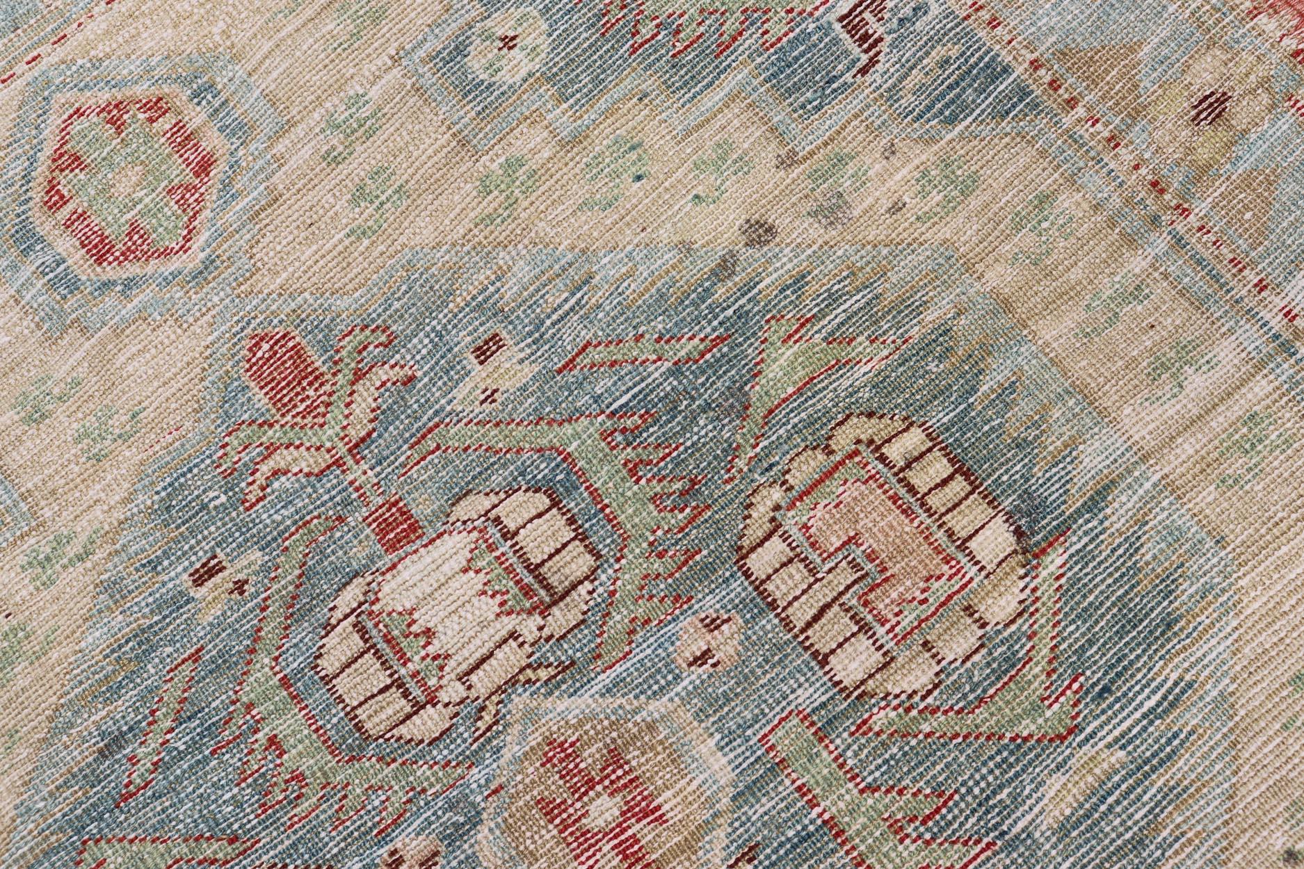 Antike persische Sarab Läufer mit Sub-Geometrische Medaillon Design 3'8