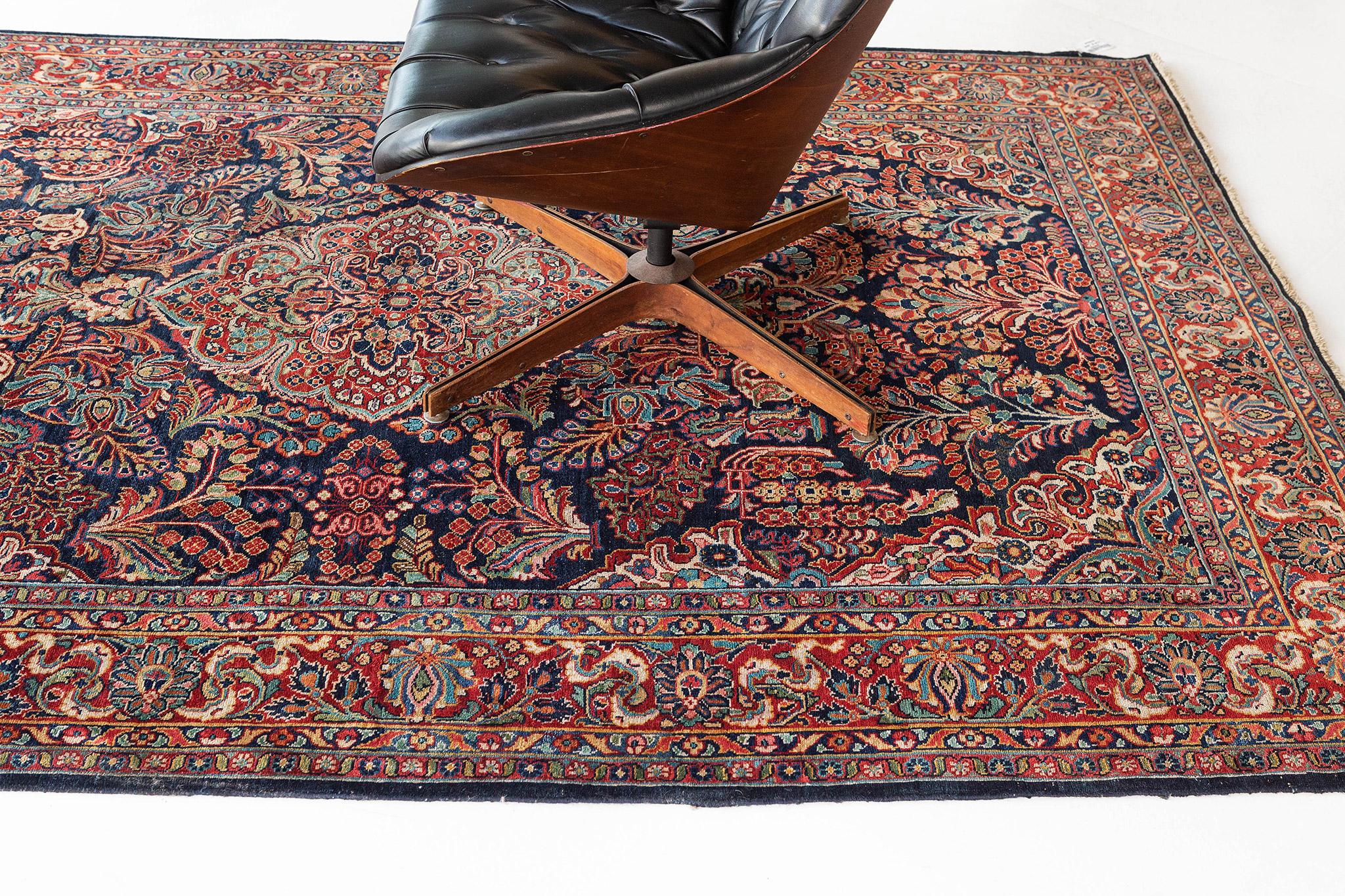 Antiker persischer Sarouk-Sarouk 57818 im Zustand „Hervorragend“ im Angebot in WEST HOLLYWOOD, CA