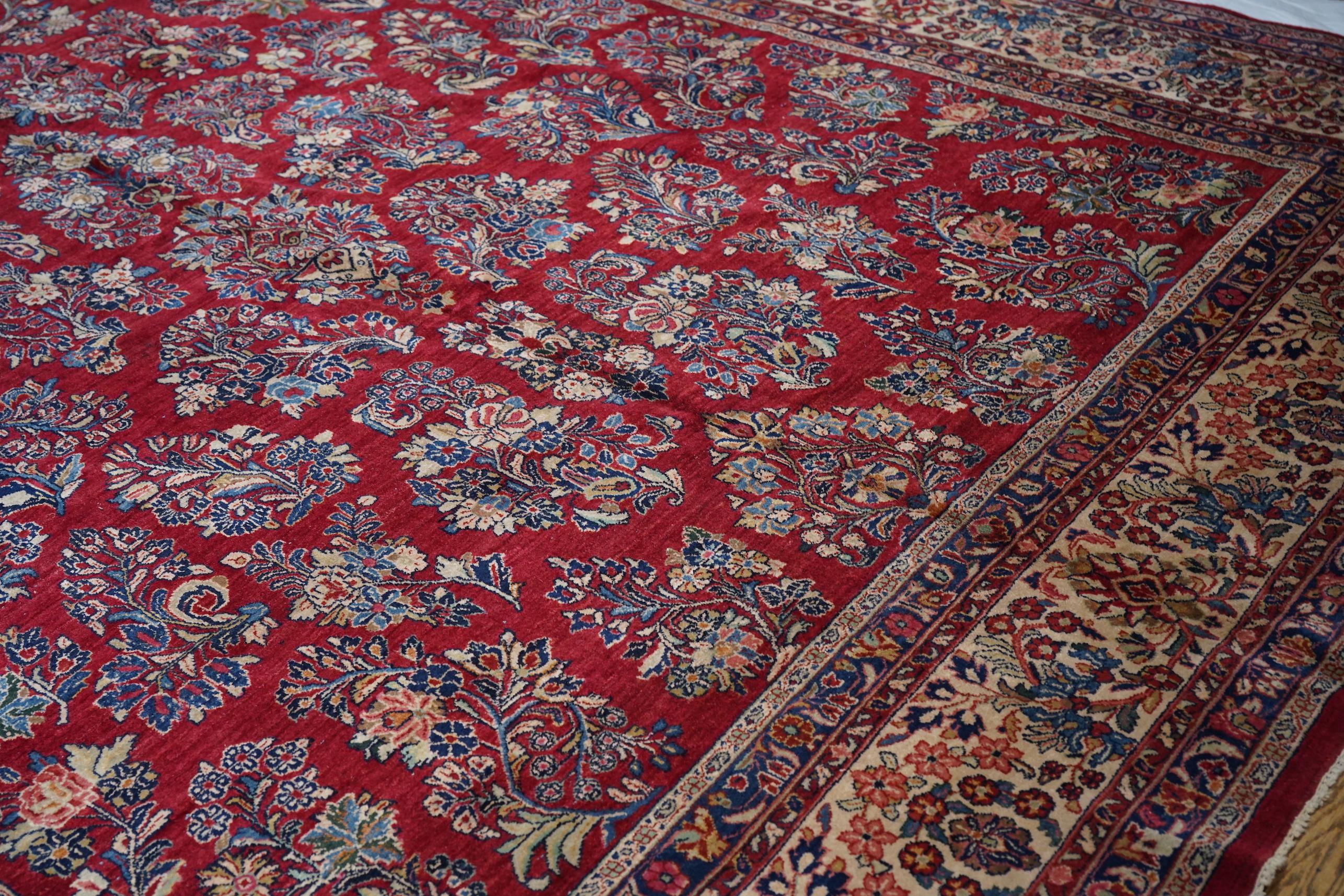 Milieu du XXe siècle Tapis persan ancien Sarouk 10' x 23'5