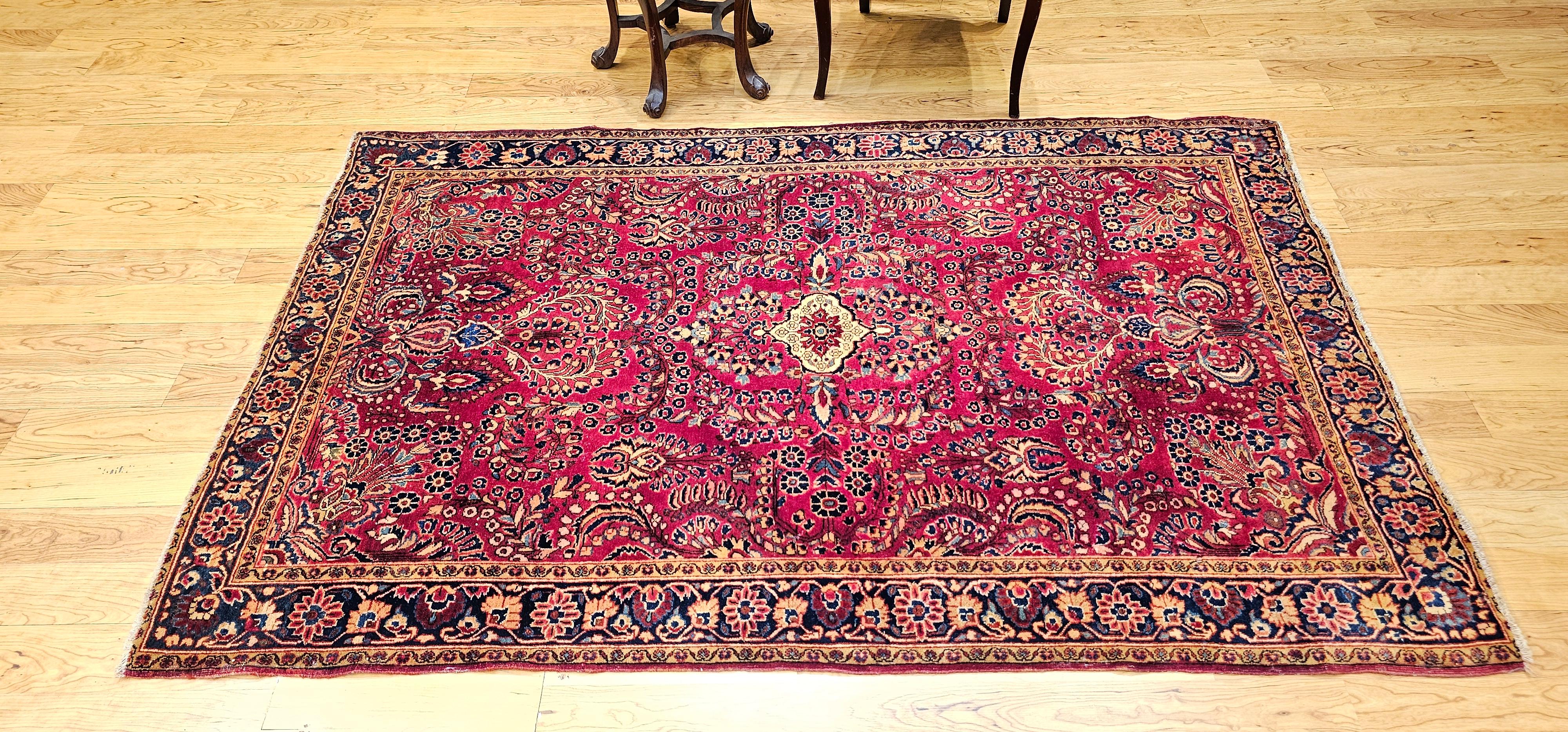 Ancien tapis persan Sarouk à motifs floraux en rouge, ivoire et marine en vente 7