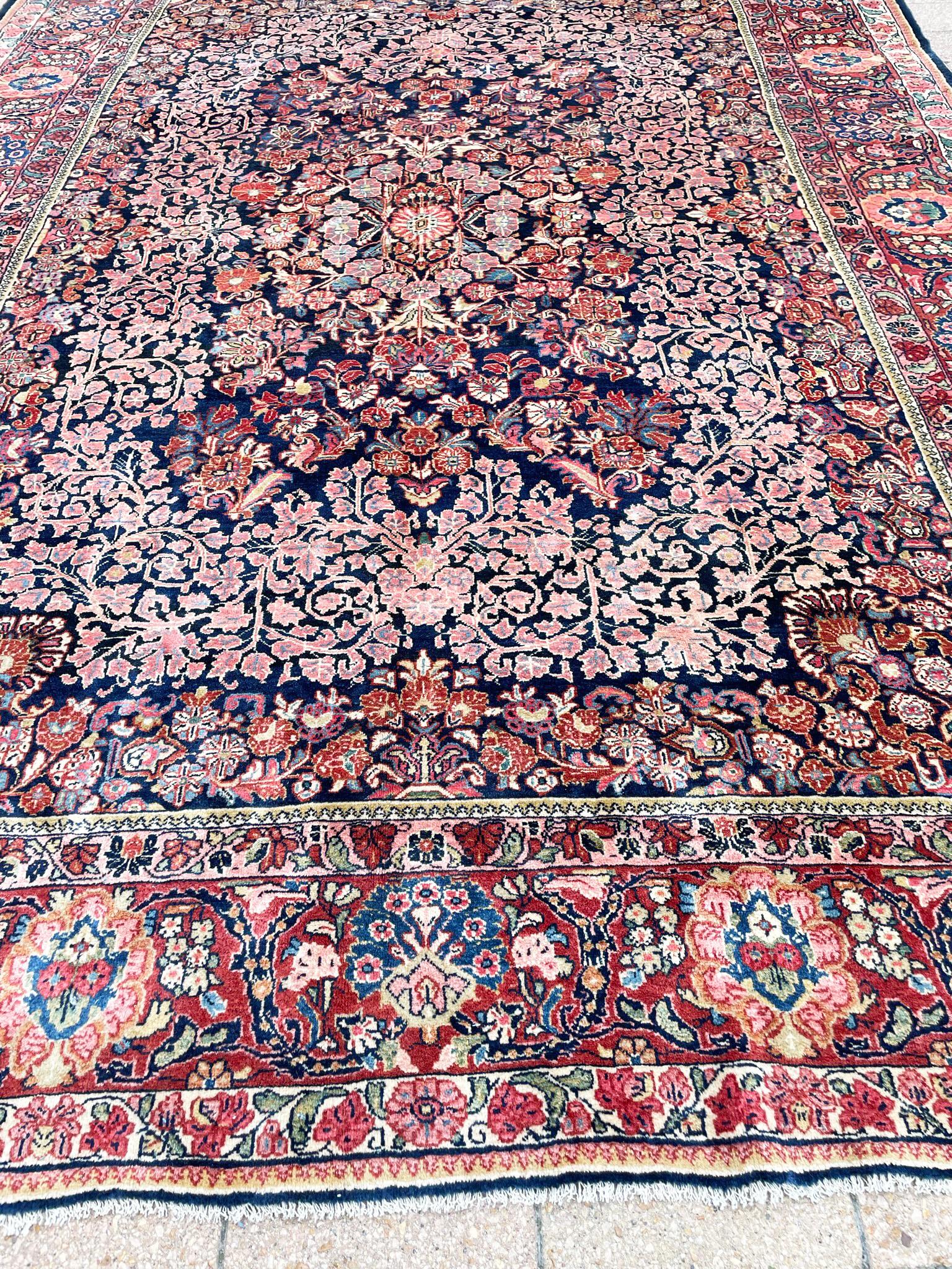 Antique Persian Sarouk Carpet, Wedding Rug For Sale 4