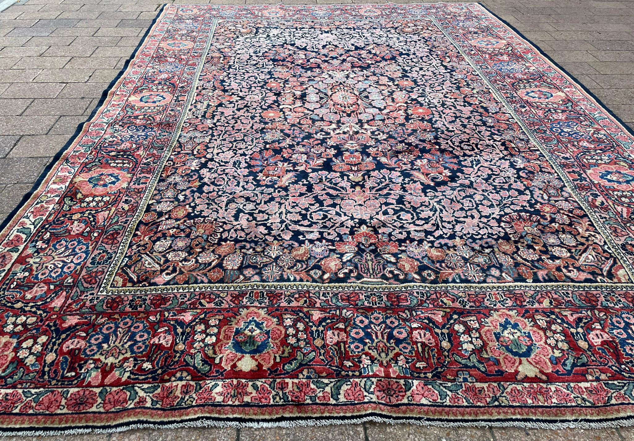 Antique Persian Sarouk Carpet, Wedding Rug For Sale 1