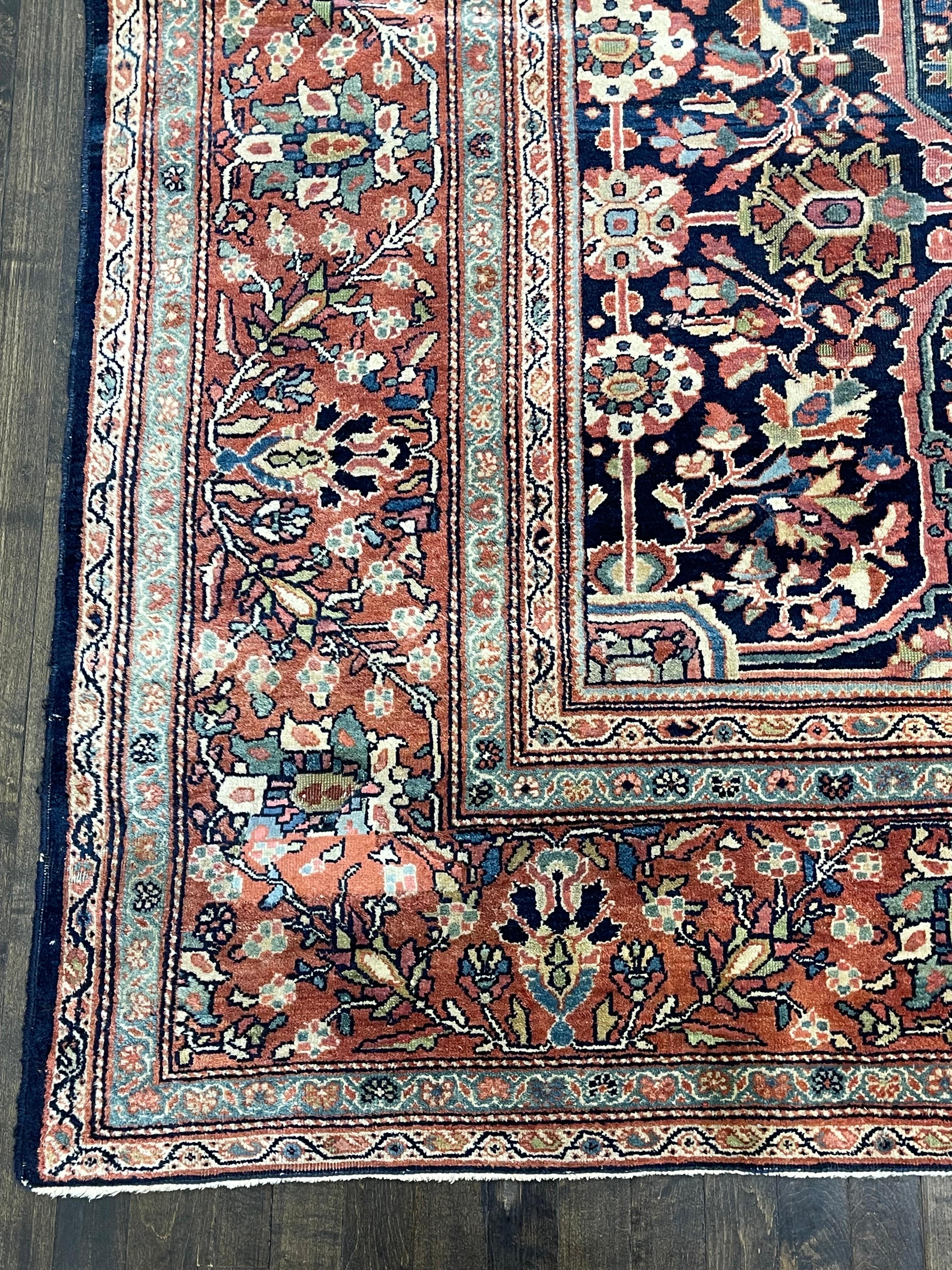 Antiker persischer Sarouk Farahan aus Sarouk, um 1900 im Angebot 2