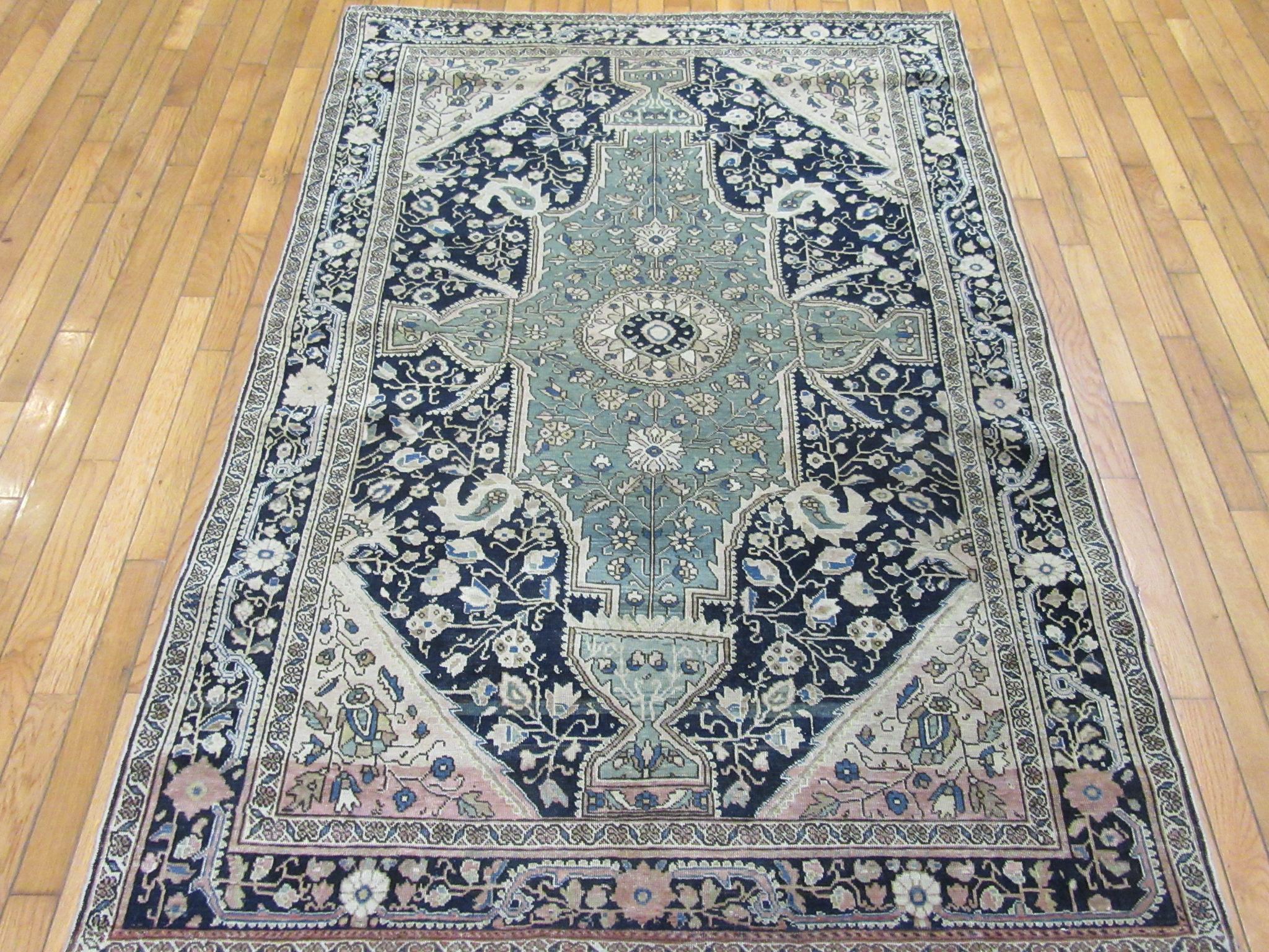 Antique Hand Knotted Navy Blue Wool Persian Sarouk Farahan Rug 1