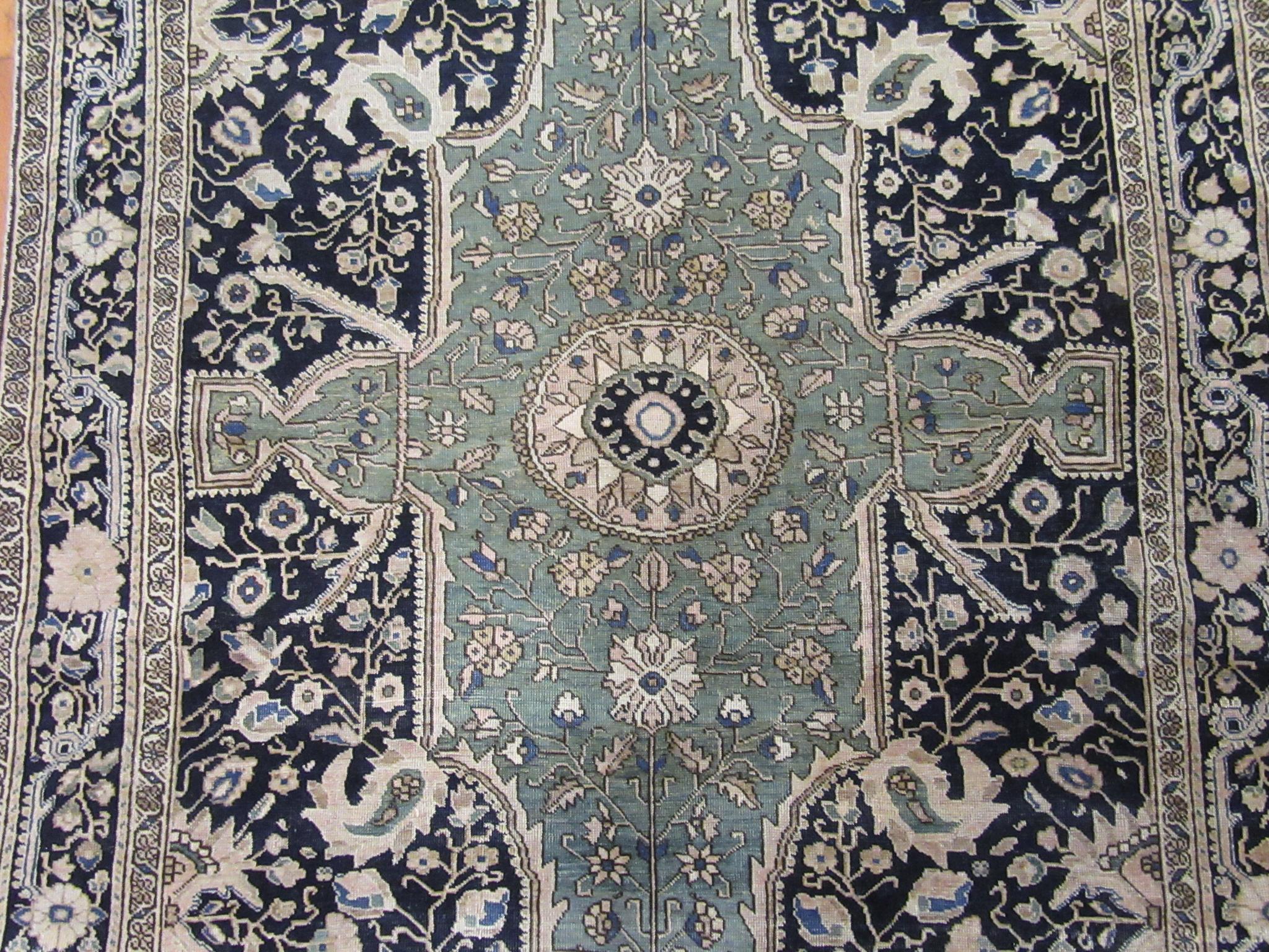 Antique Hand Knotted Navy Blue Wool Persian Sarouk Farahan Rug 3