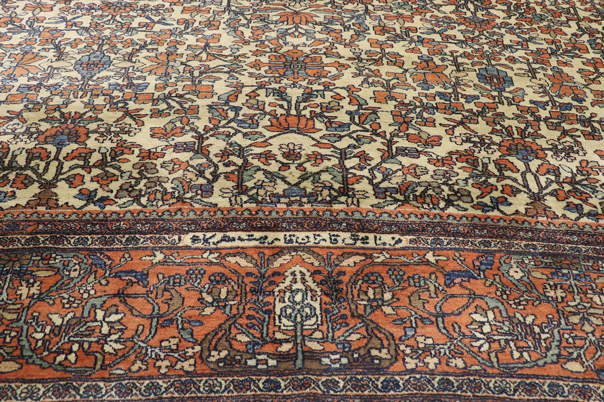 1880s Oversized Antique Persian Sarouk Farahan Rug, Hotel Lobby Size Carpet In Good Condition For Sale In Dallas, TX