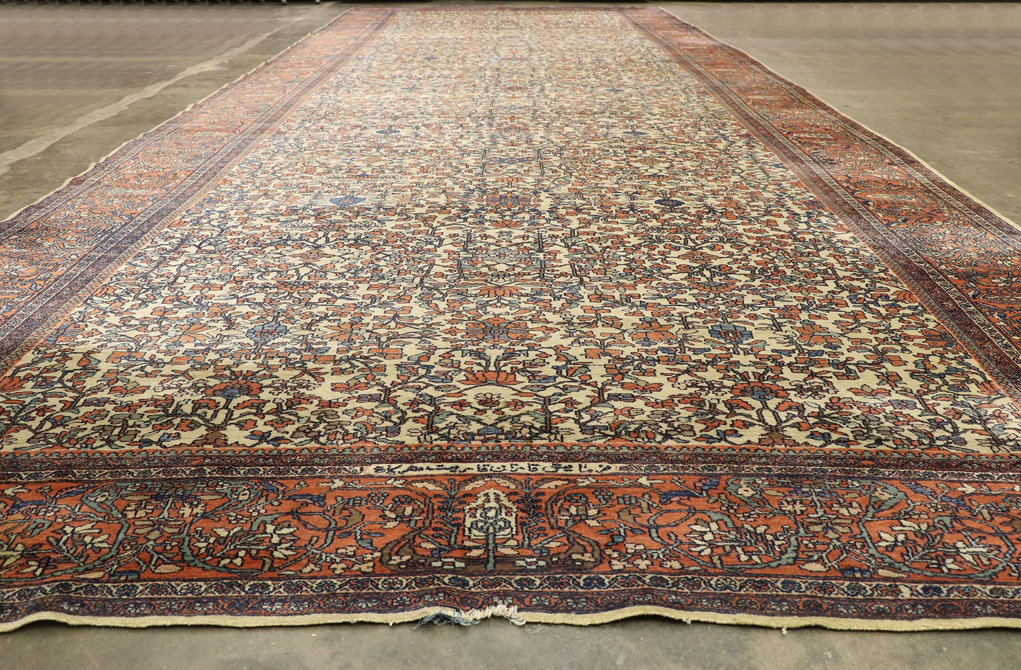 1880s Oversized Antique Persian Sarouk Farahan Rug, Hotel Lobby Size Carpet For Sale 1