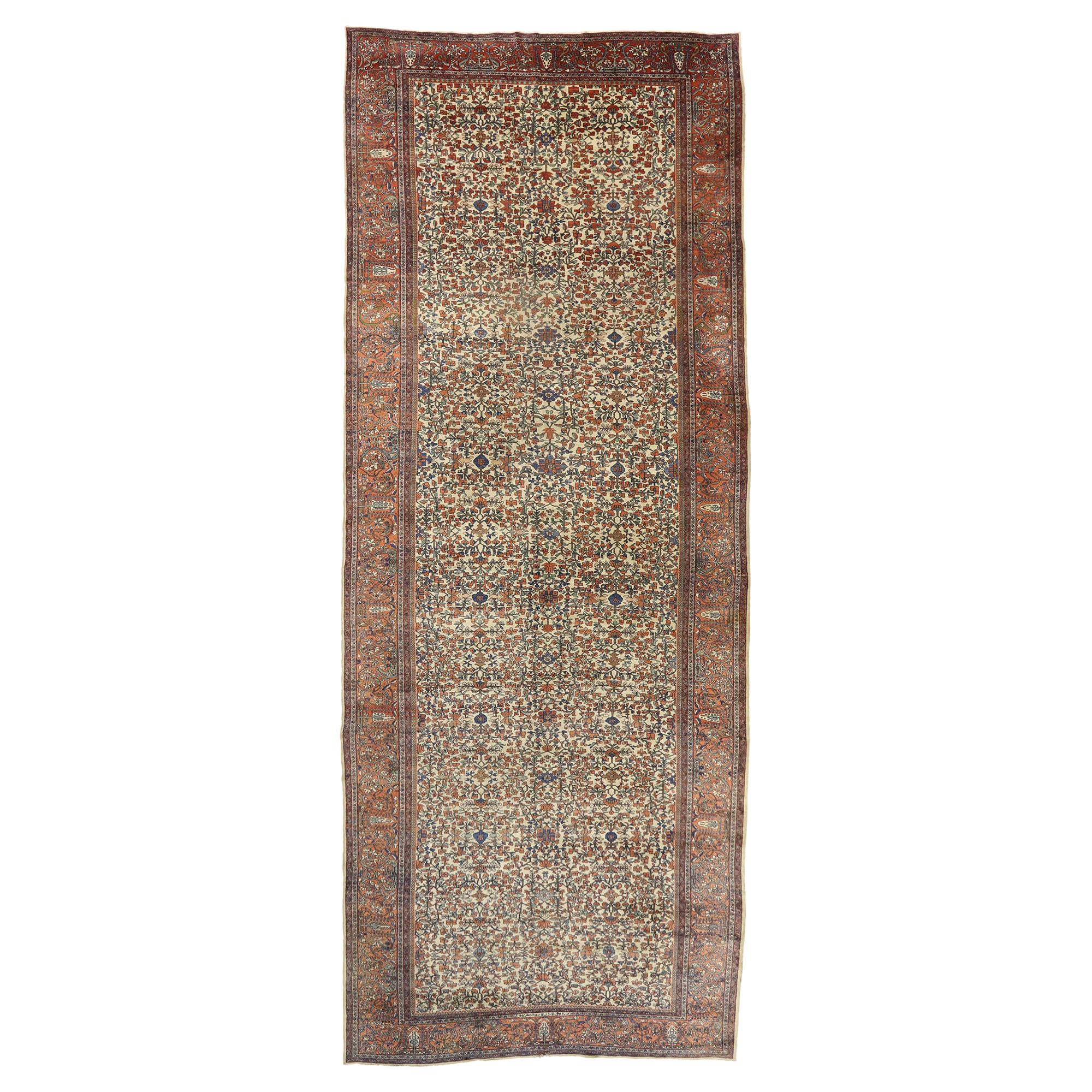 Antique tapis persan Sarouk Farahan Palace avec style Tudor anglais