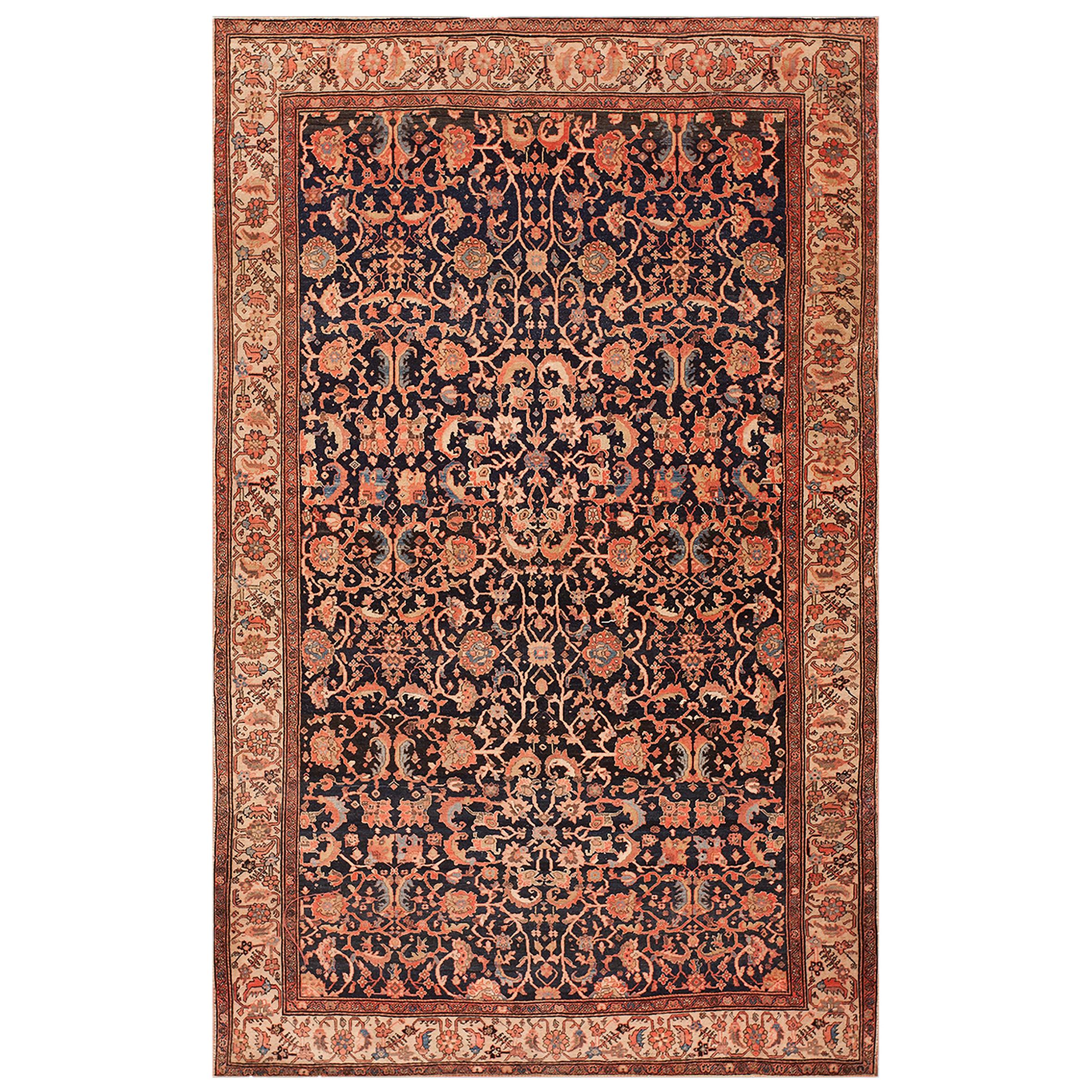 Early 20th Century Persian Sarouk Farahan Carpet ( 4'2" x 6'8" - 127 x 203 ) For Sale