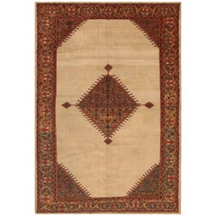 Antique Persian Sarouk Farahan Rug. 6 ft 10 in x 9 ft 10 in