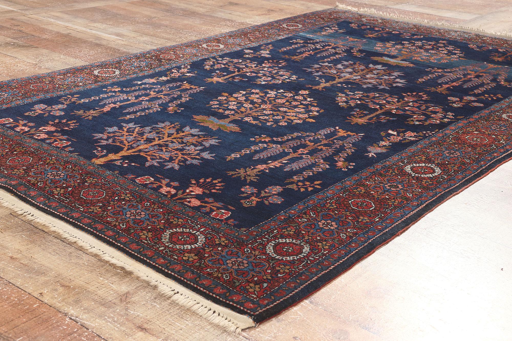 Antique Persian Sarouk Farahan Rug, Beguiling Beauty Meets Timeless Appeal For Sale 1