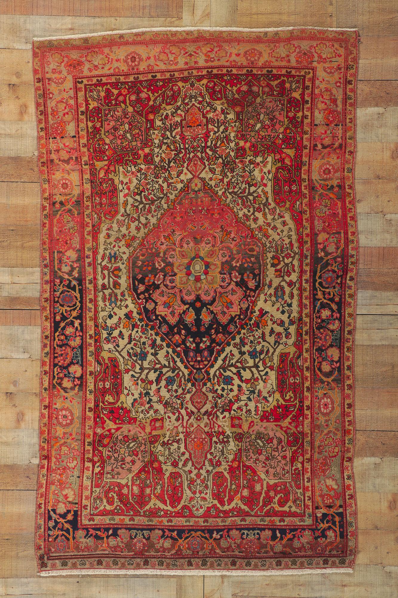 20th Century Antique Persian Sarouk Farahan Rug For Sale