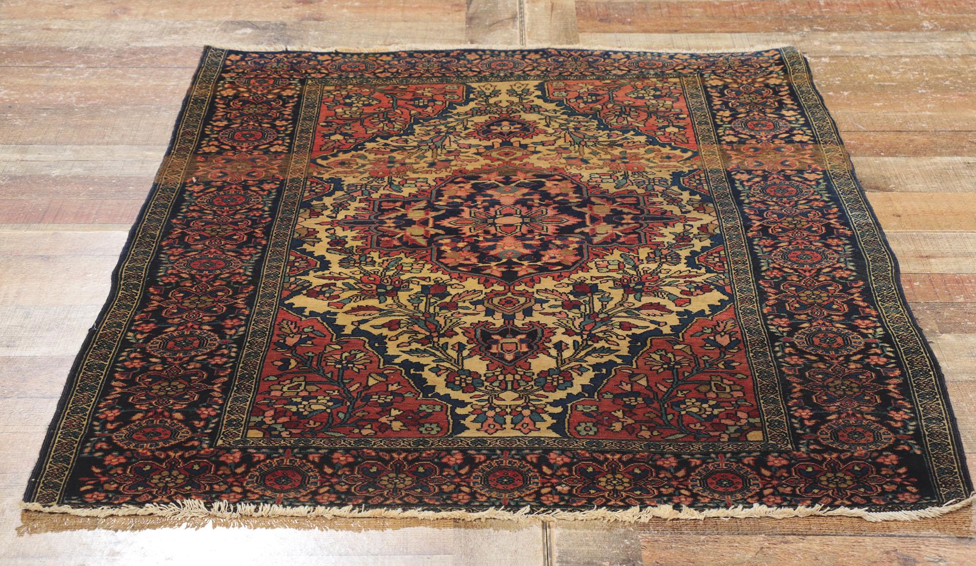 Wool Antique Persian Sarouk Farahan Rug For Sale