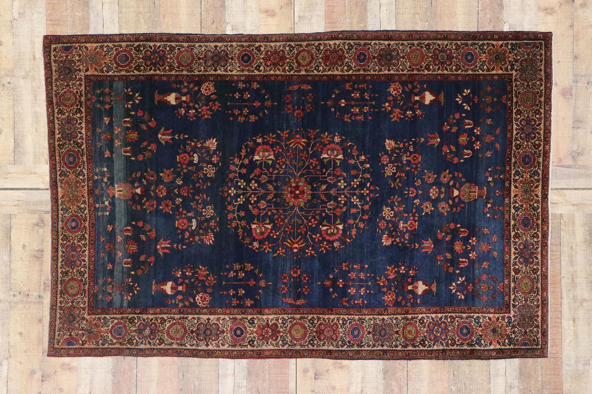 Antique Persian Sarouk Farahan Rug with Victorian Style For Sale 2