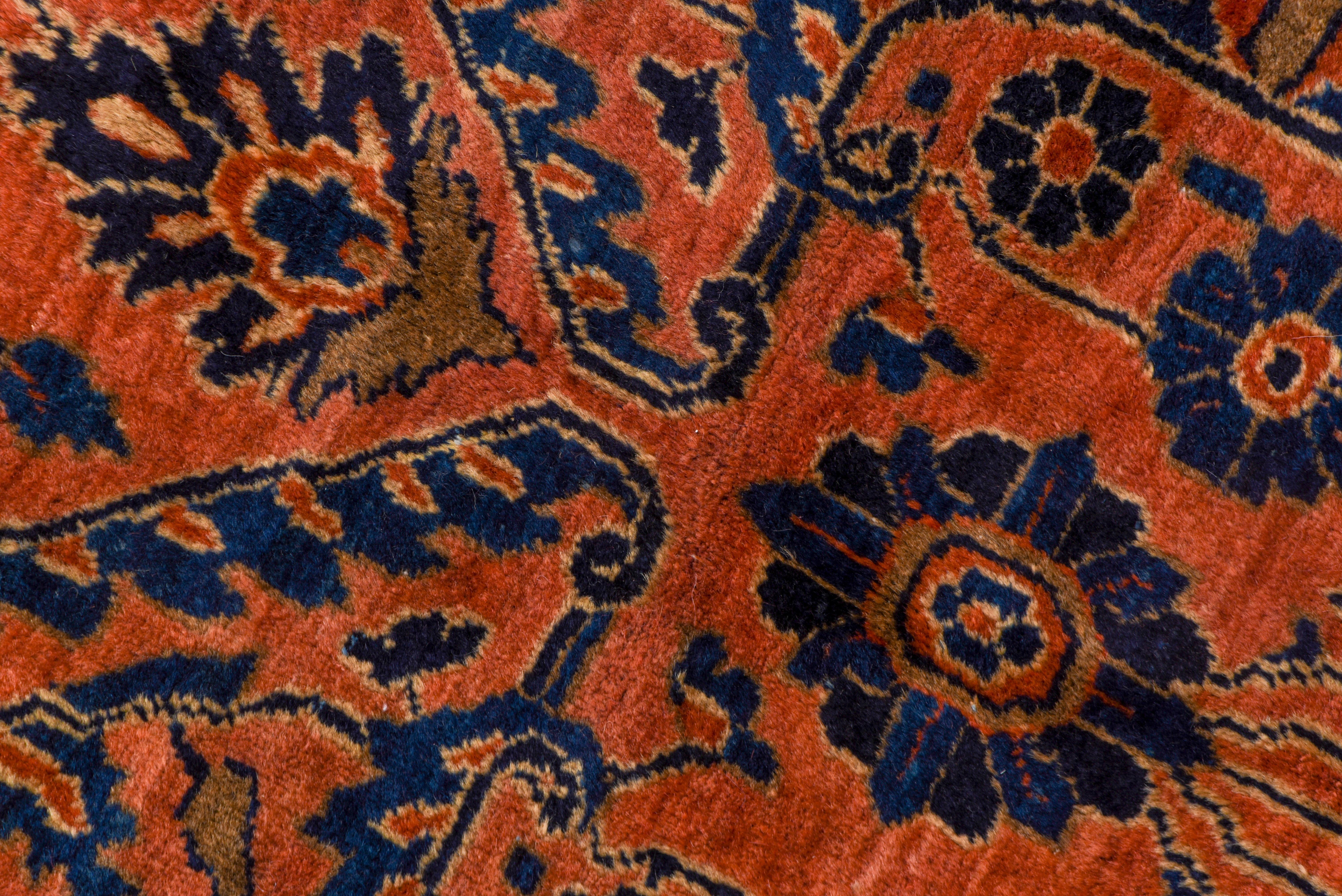 Antiker persischer Sarouk-Galerie-Teppich aus Sarouk, orange, Allover-Fuß, Herrenhausstil (Handgeknüpft)