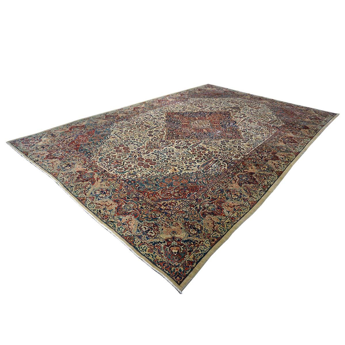 Antiker persischer Sarouk Mahajaran-Teppich in Übergröße 12x19 in Elfenbein, Marineblau und Rot (Frühes 20. Jahrhundert) im Angebot