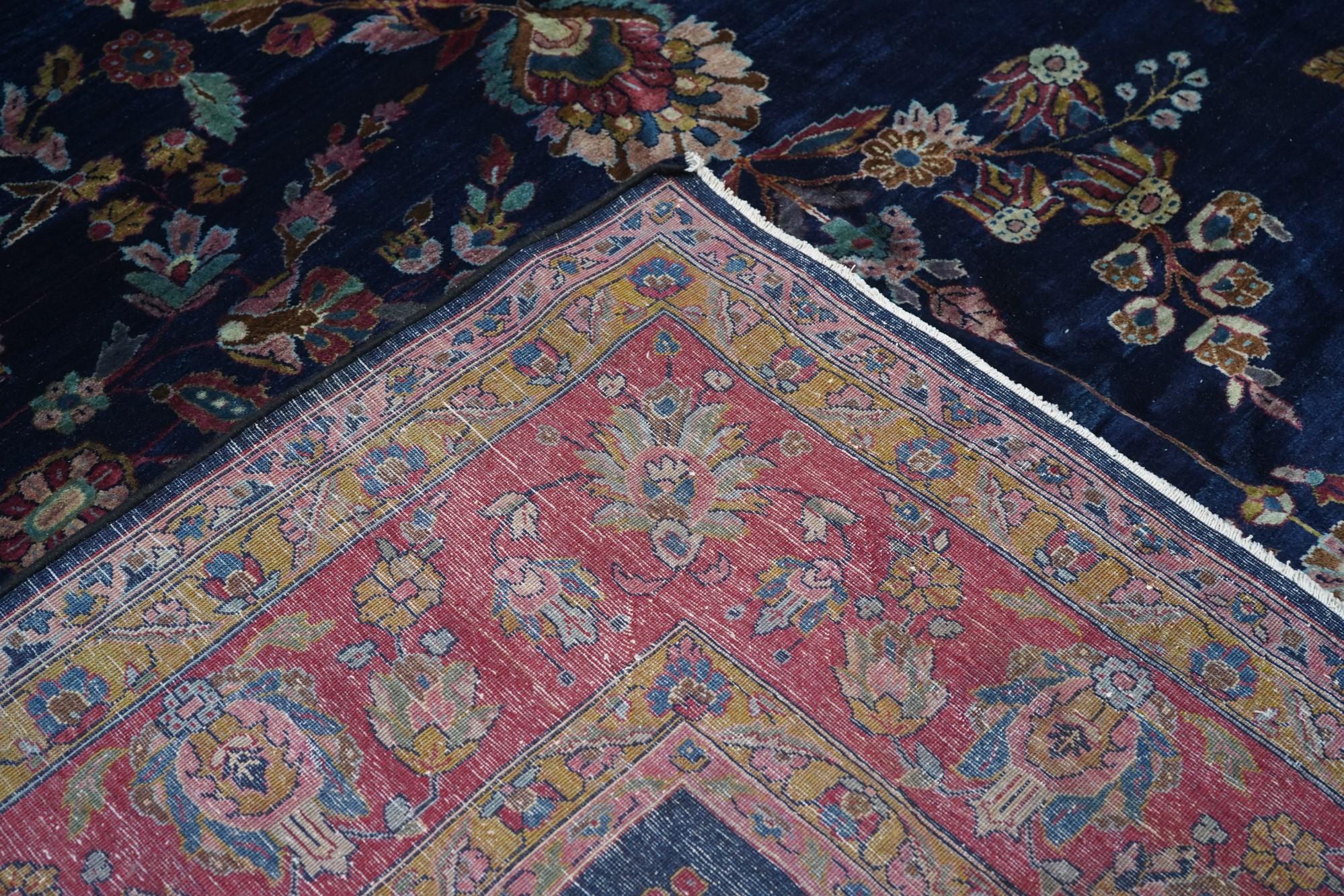 Antique Persian Sarouk Mohajeran Rug 8'9'' x 11'9'' For Sale 6