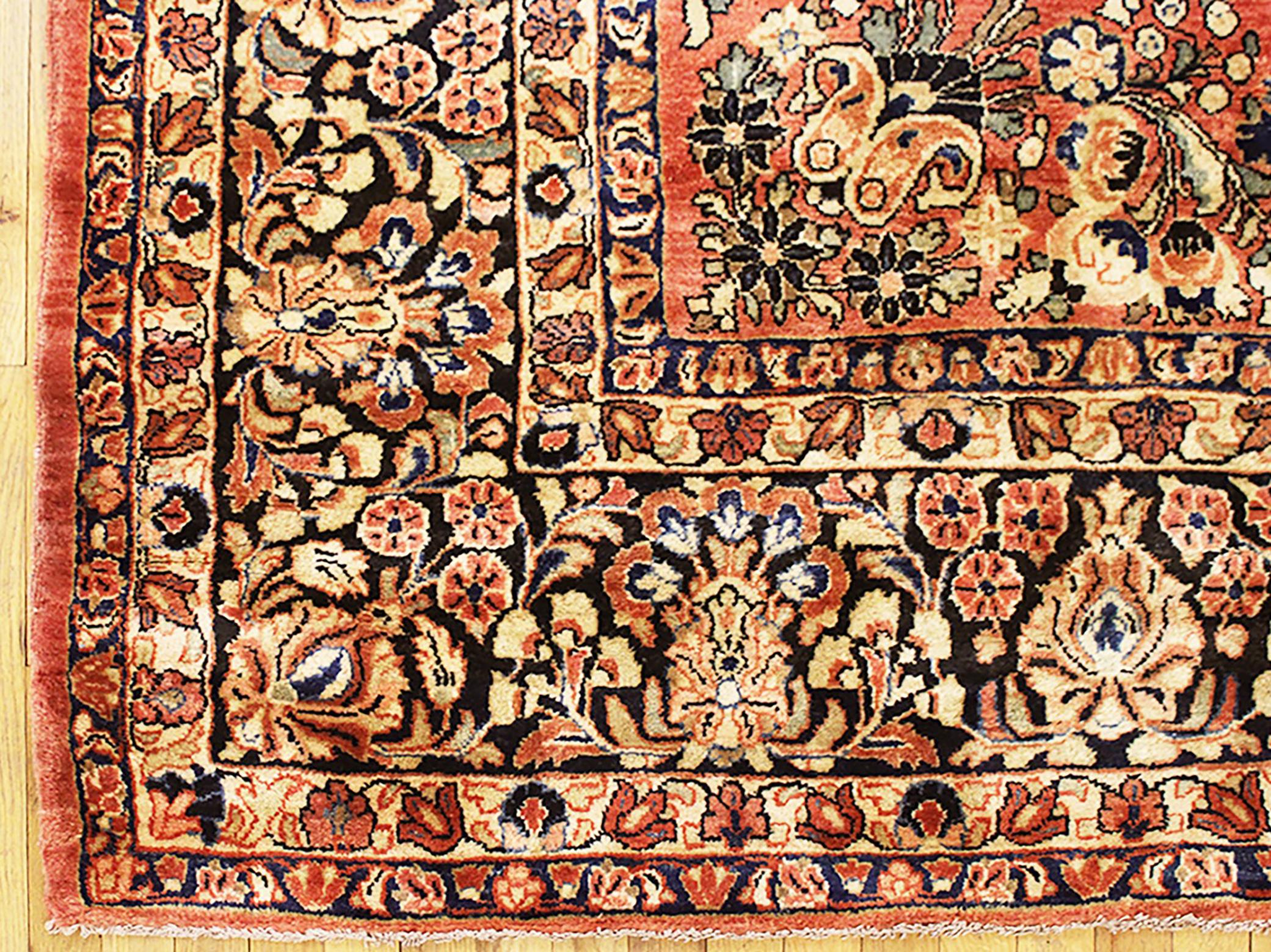 Antique Persian Sarouk Oriental Rug, in Room Size, with Intricate Floral Design In Good Condition For Sale In New York, NY