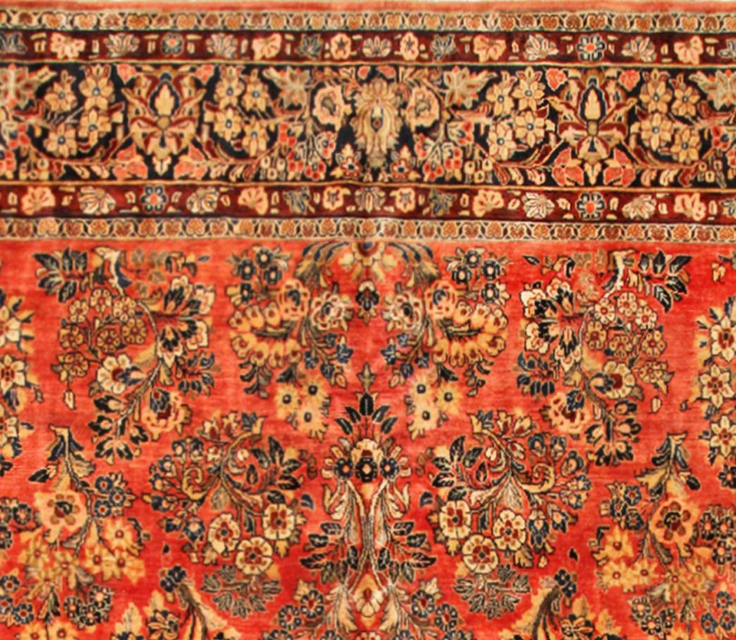 Antique Persian Sarouk Oriental Rug, in Room Size, with Intricate Floral Design In Good Condition For Sale In New York, NY
