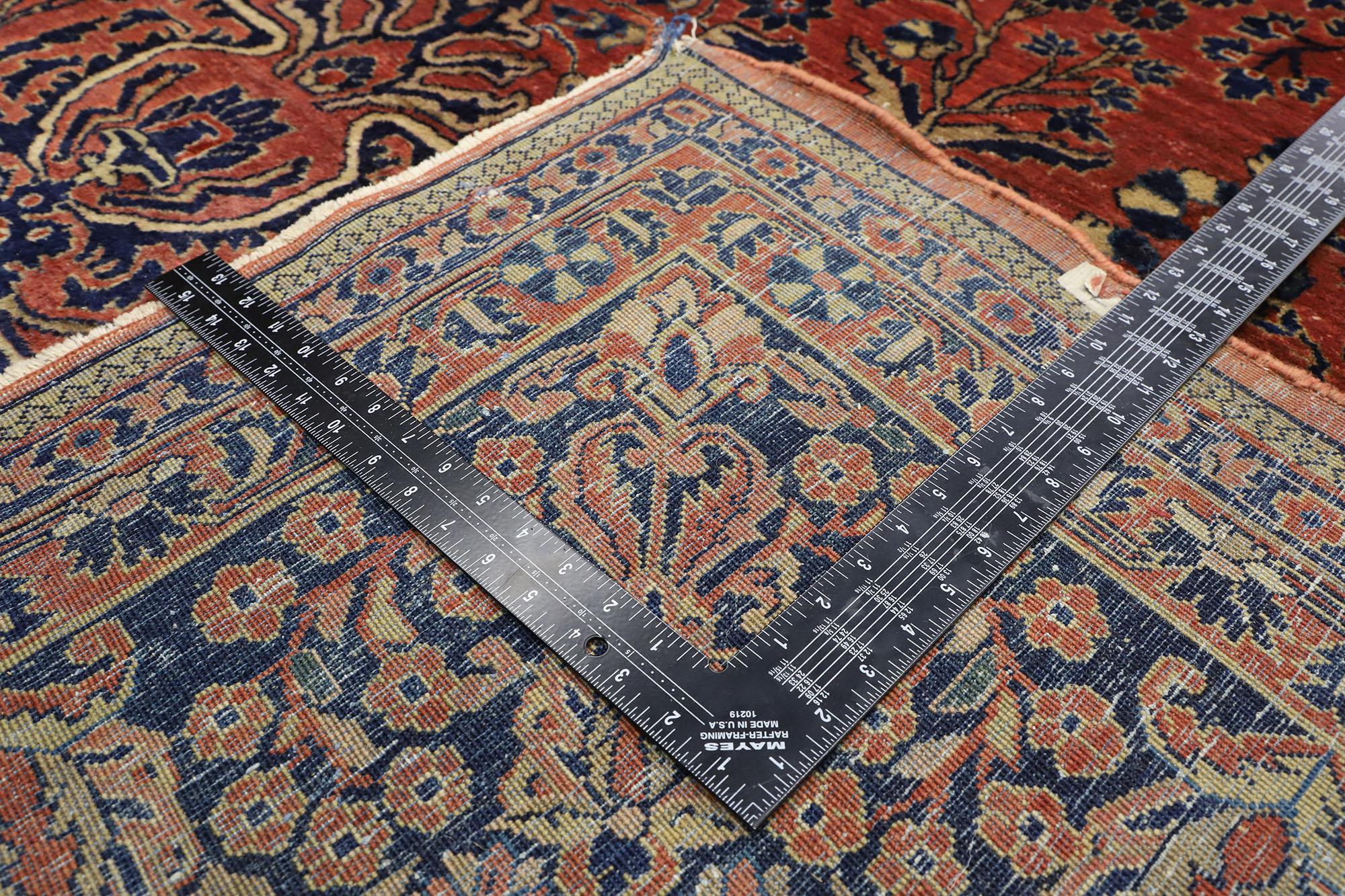 Antique Persian Sarouk Carpet, 10'07 x 23'02  In Good Condition For Sale In Dallas, TX