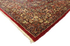 1910's Persian Sarouk Carpet with Traditional Style