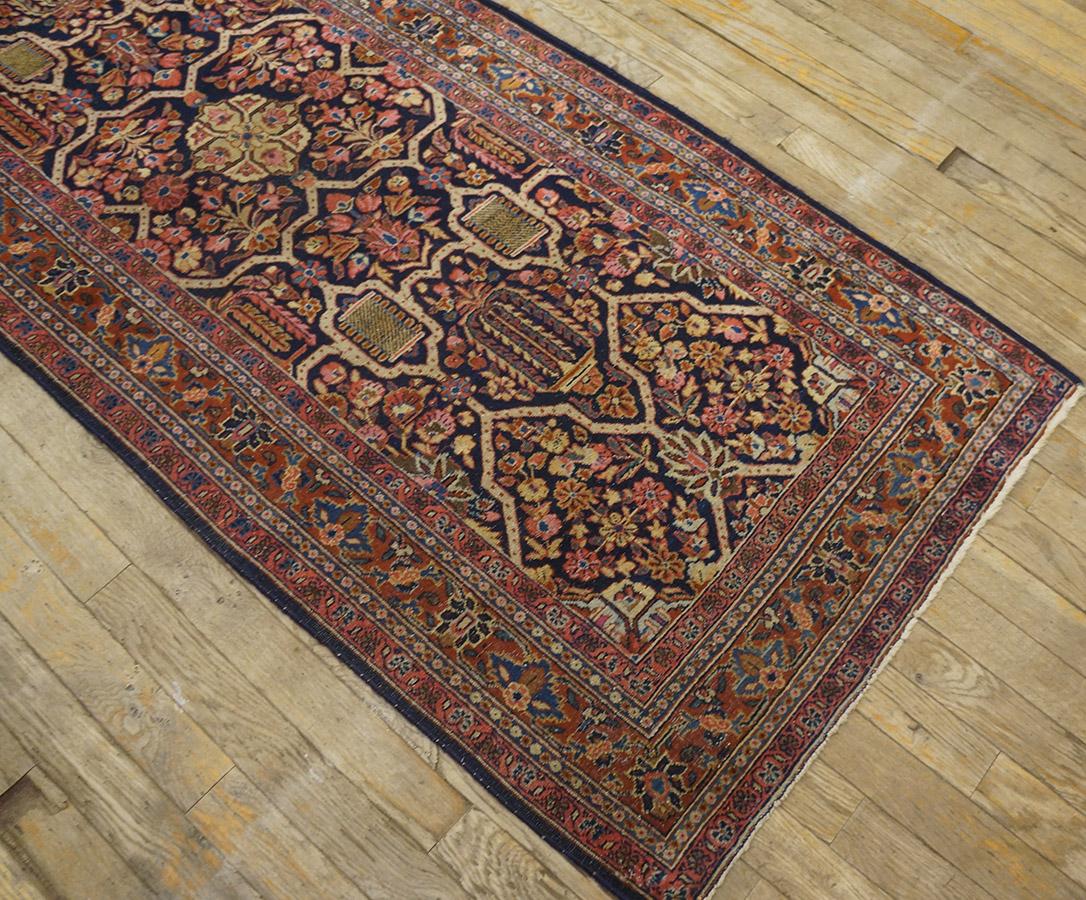 Antiker persischer Sarouk-Teppich 2' 7'' x 19' 0'' im Angebot 7