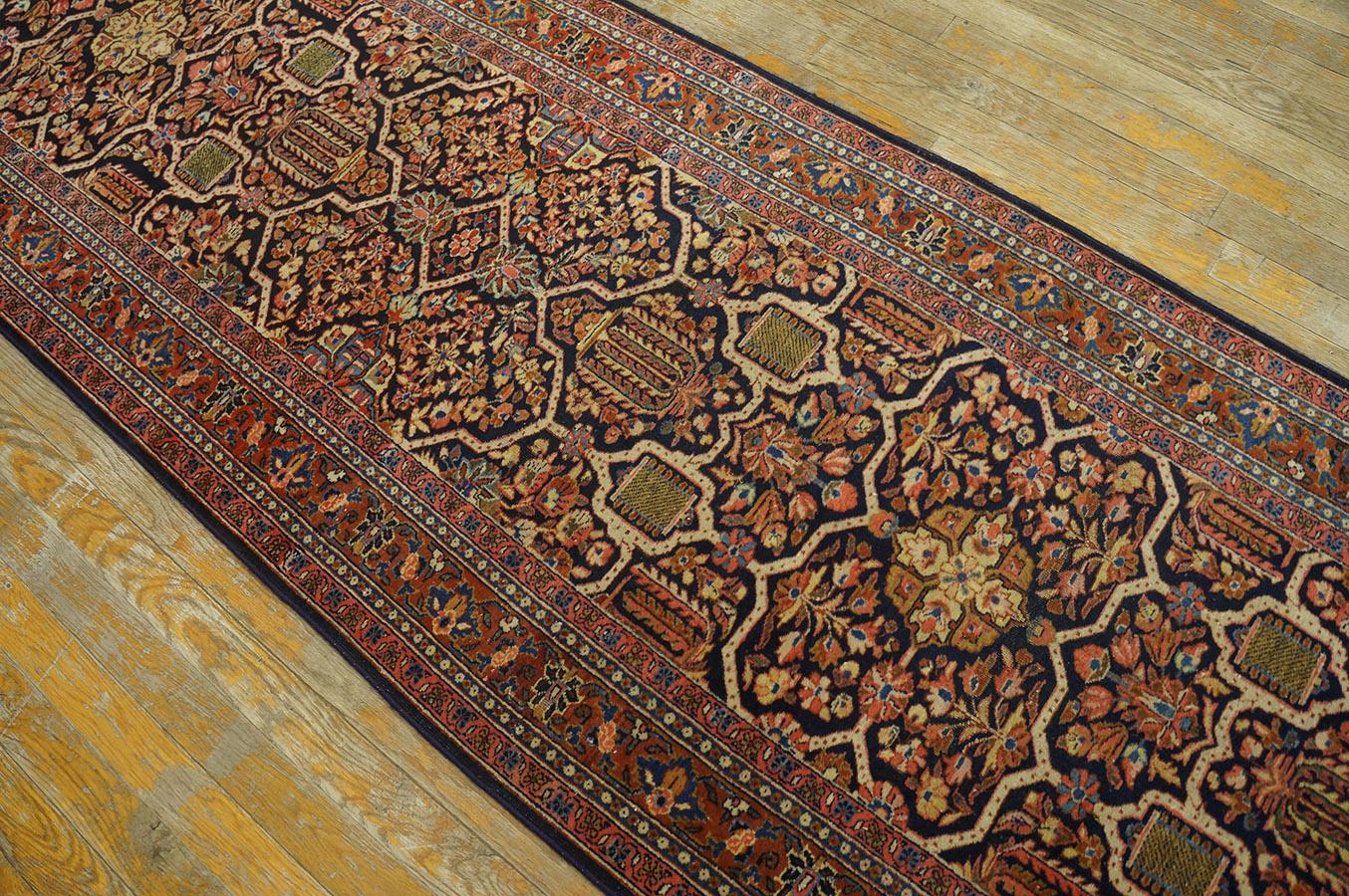 Antique Persian Sarouk Rug 2' 7'' x 19' 0'' In Good Condition For Sale In New York, NY