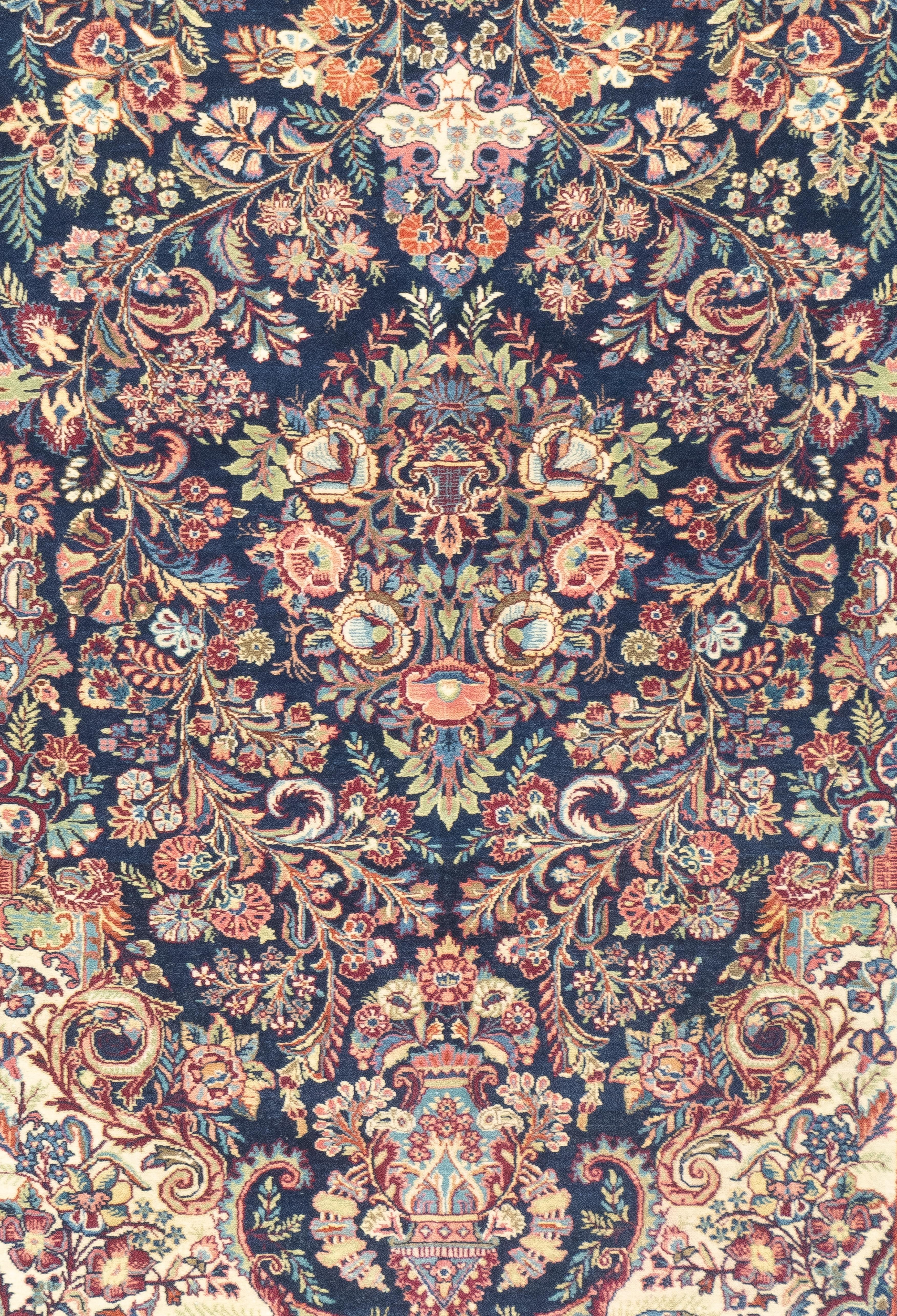 Antiker persischer Sarouk-Teppich aus Sarouk 4'6'' x 6'6'' (Persisch) im Angebot