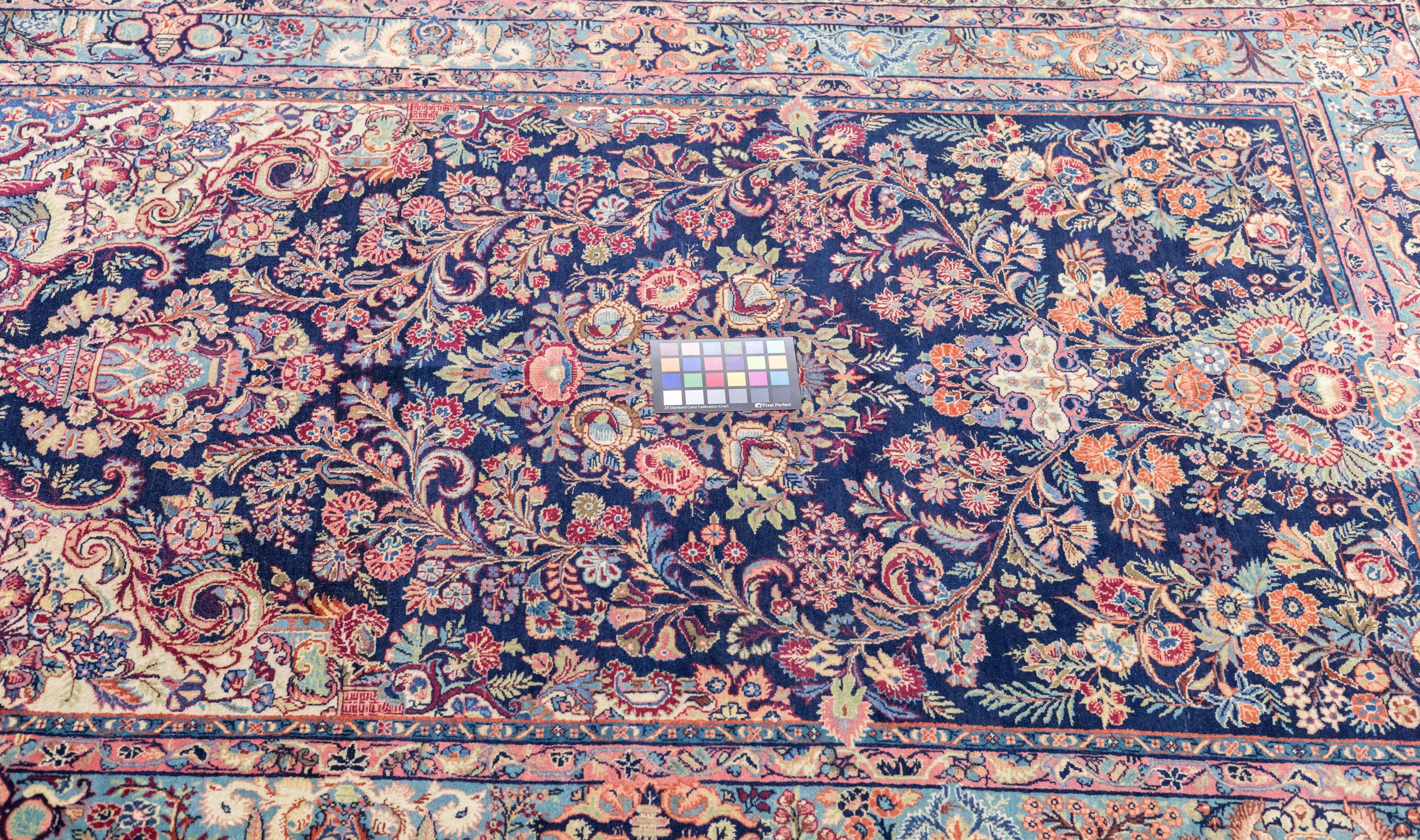 Antiker persischer Sarouk-Teppich aus Sarouk 4'6'' x 6'6'' im Angebot 1