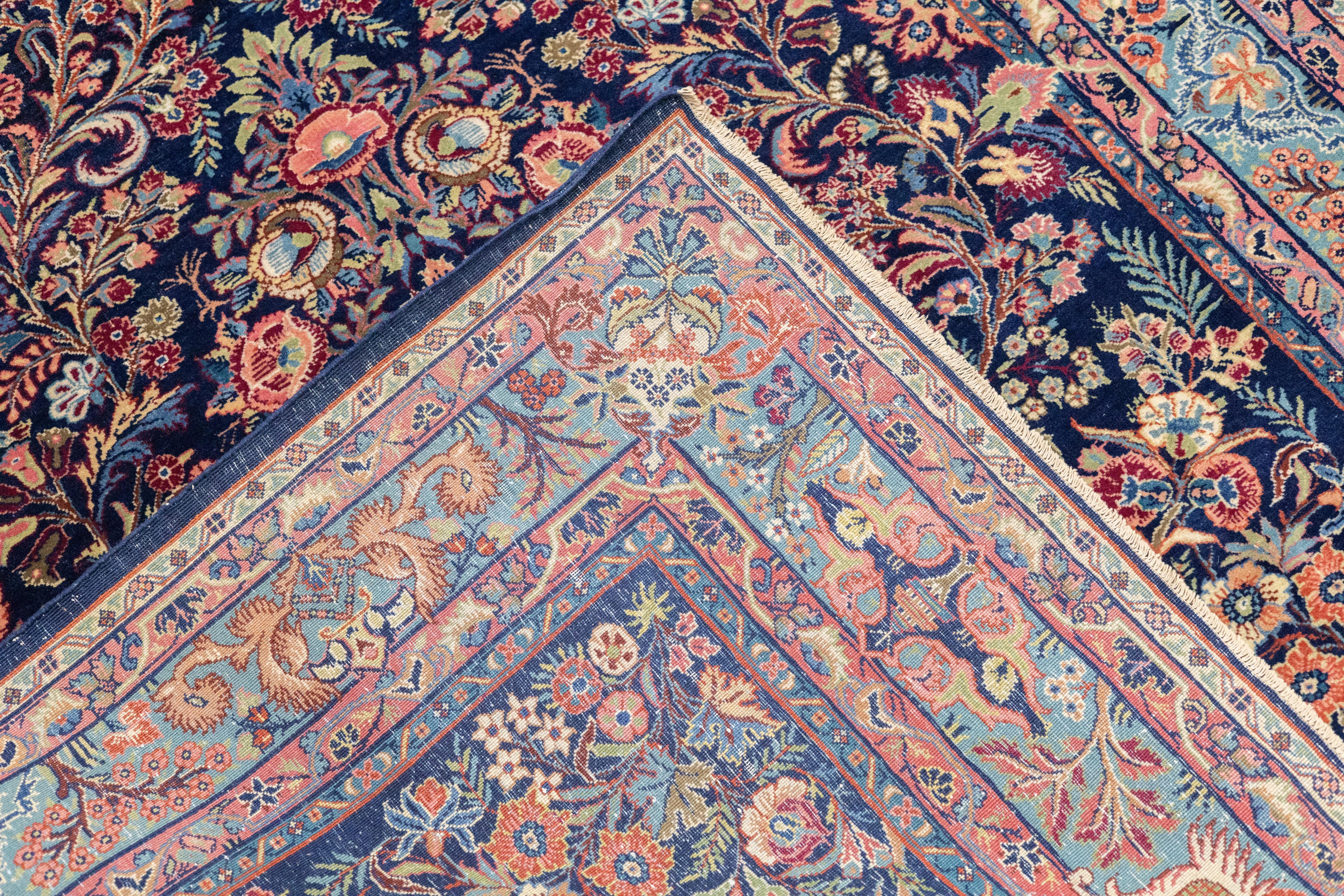 Antiker persischer Sarouk-Teppich aus Sarouk 4'6'' x 6'6'' im Angebot 2