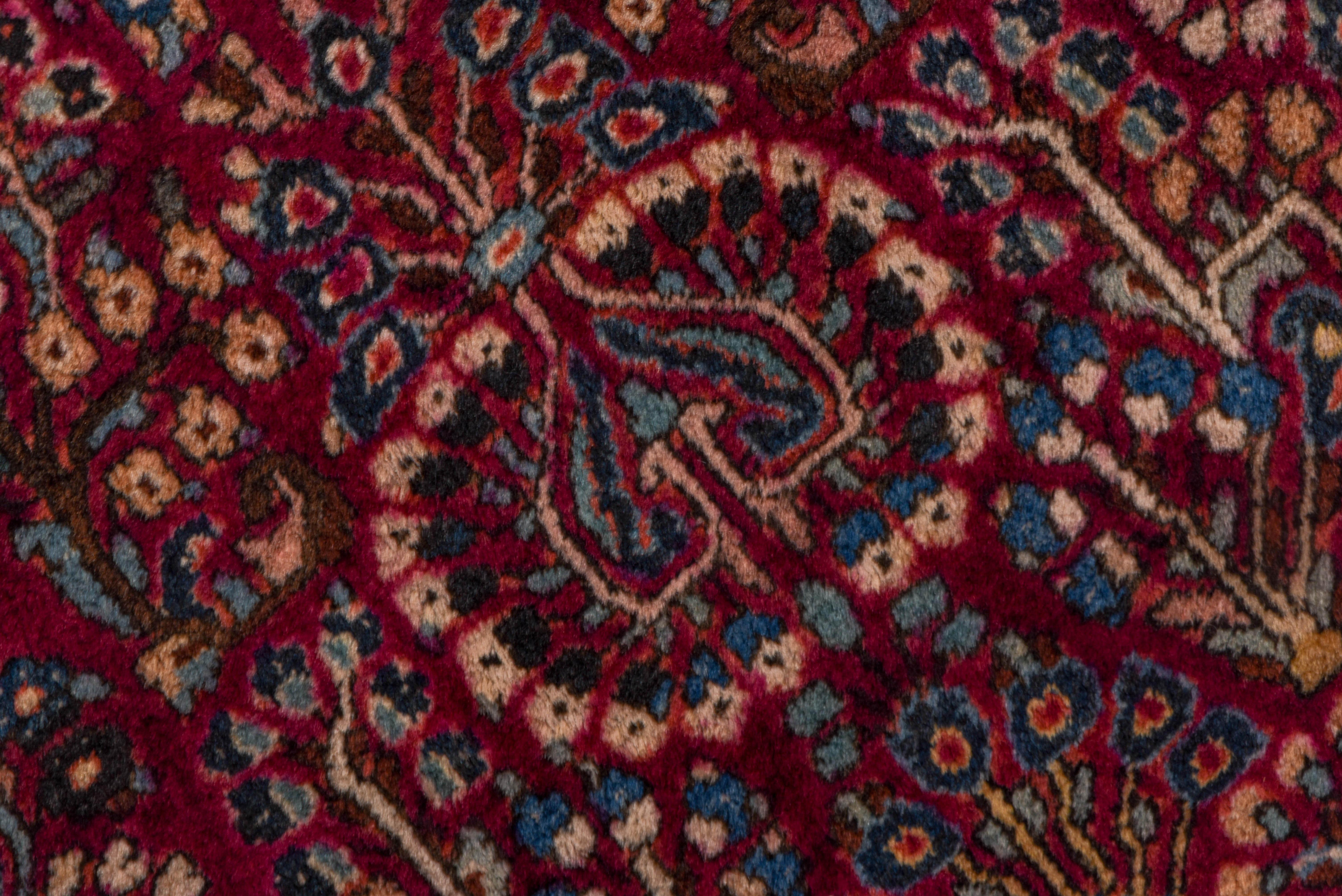 Antique Persian Sarouk Rug, Dark Red Field, circa 1930s In Good Condition For Sale In New York, NY
