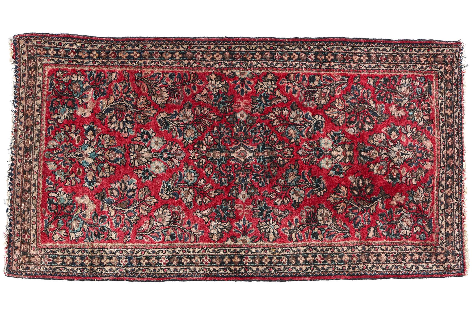 Antique Persian Sarouk Rug For Sale 3