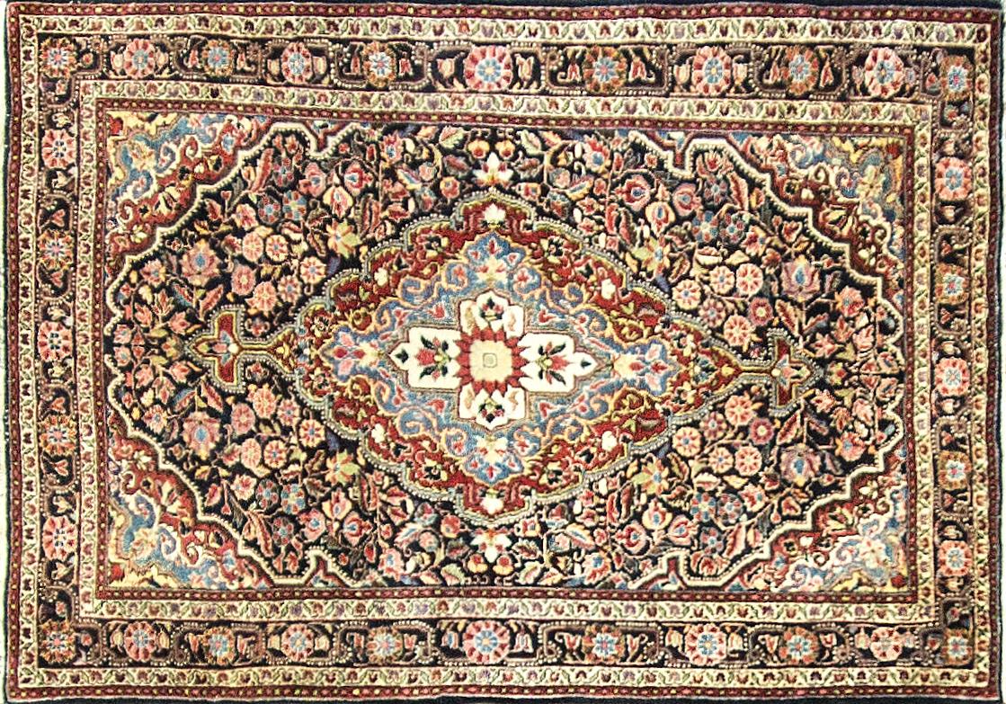 One of the top high end Persian carpet maker.
The source of this important provenance has been in the village of Sarouk. North of Arak (formerly Sultanabad). Sarouks are known to be of high quality. The pile is usually higher than the average