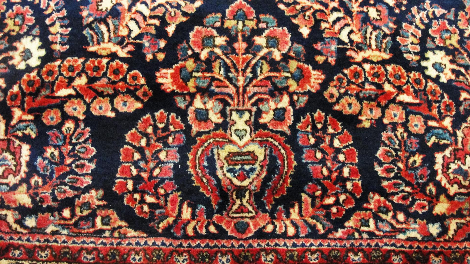 Sarouk Farahan Antique Persian Sarouk Rug