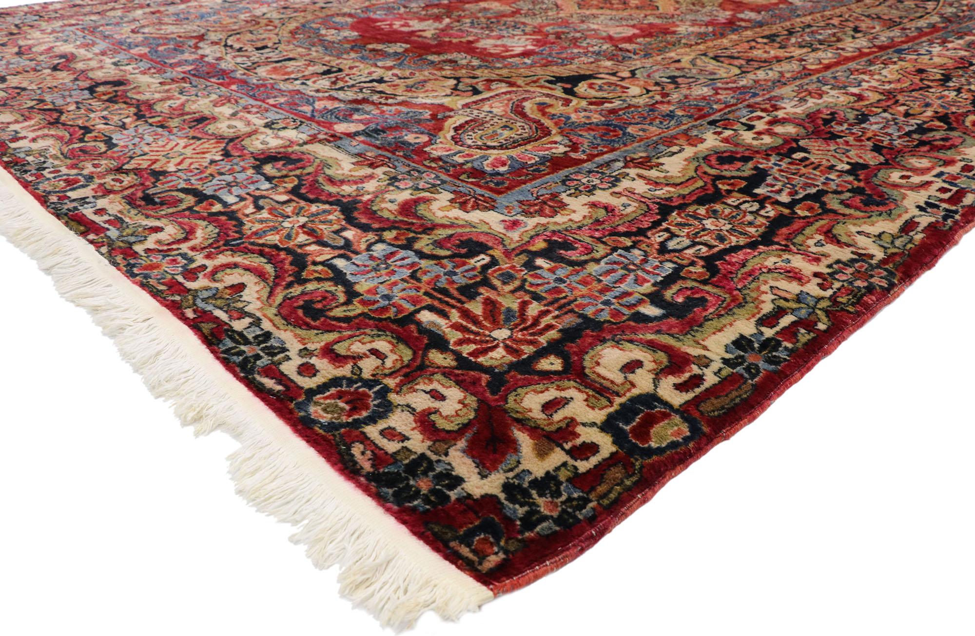 77386 antique Persian Sarouk rug with Floral Victorian style. Opulence and grace with beguiling ambiance, this hand knotted wool antique Persian Sarouk area rug beautifully highlights Victorian style. The most striking element is the lobed diamond