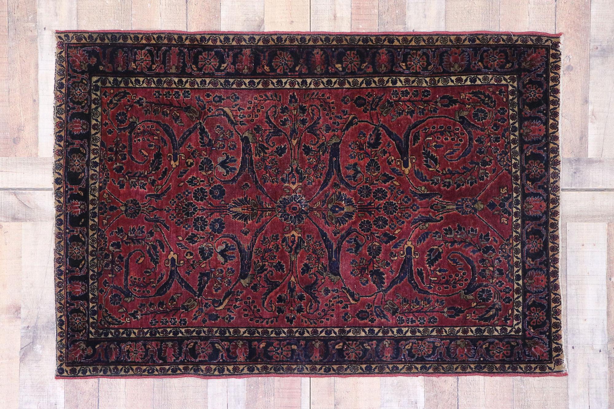 Antique Persian Sarouk Rug with Old World Victorian Style For Sale 1
