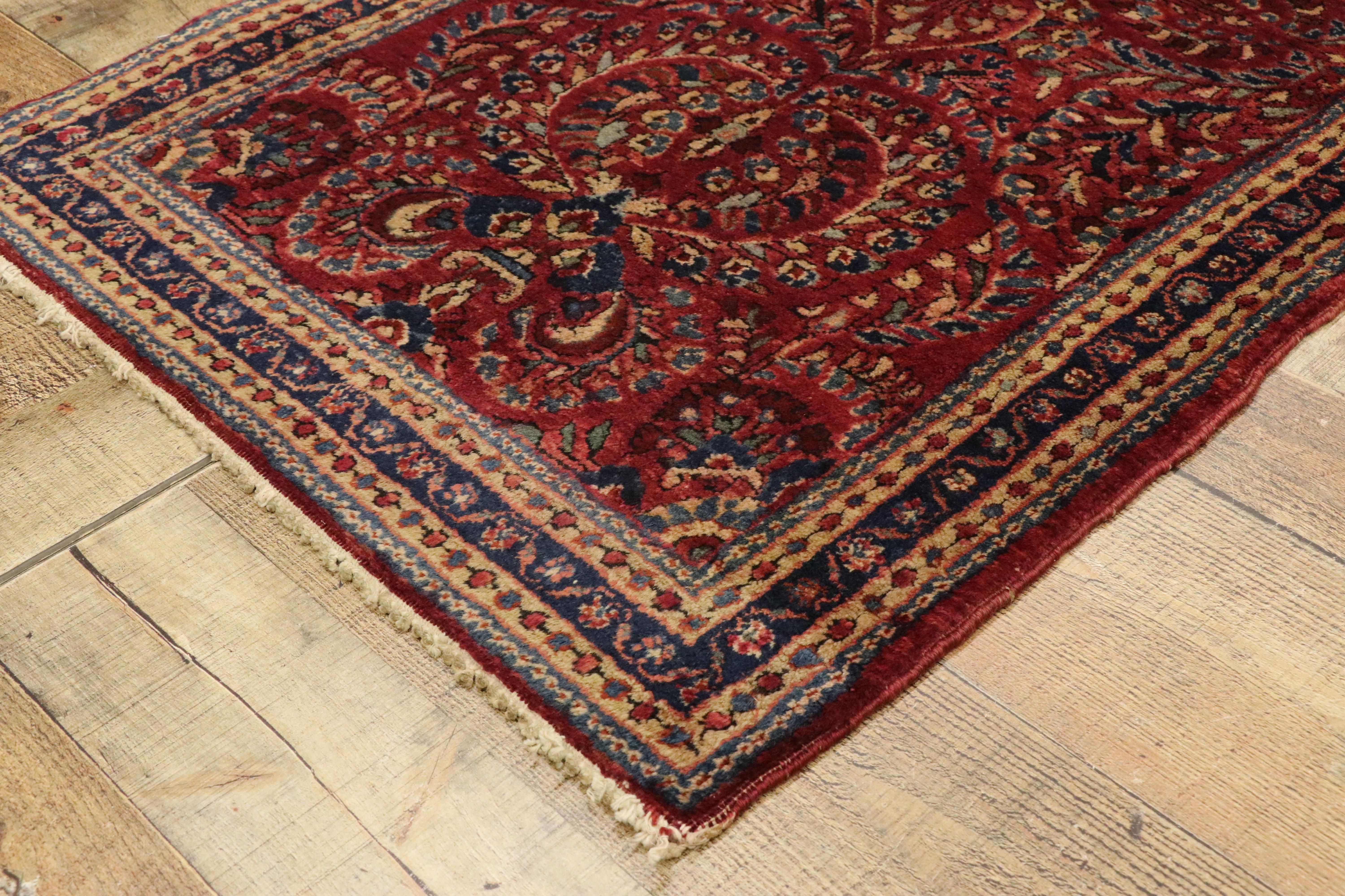 20th Century Antique Persian Sarouk Rug with Traditional Art Nouveau Style For Sale