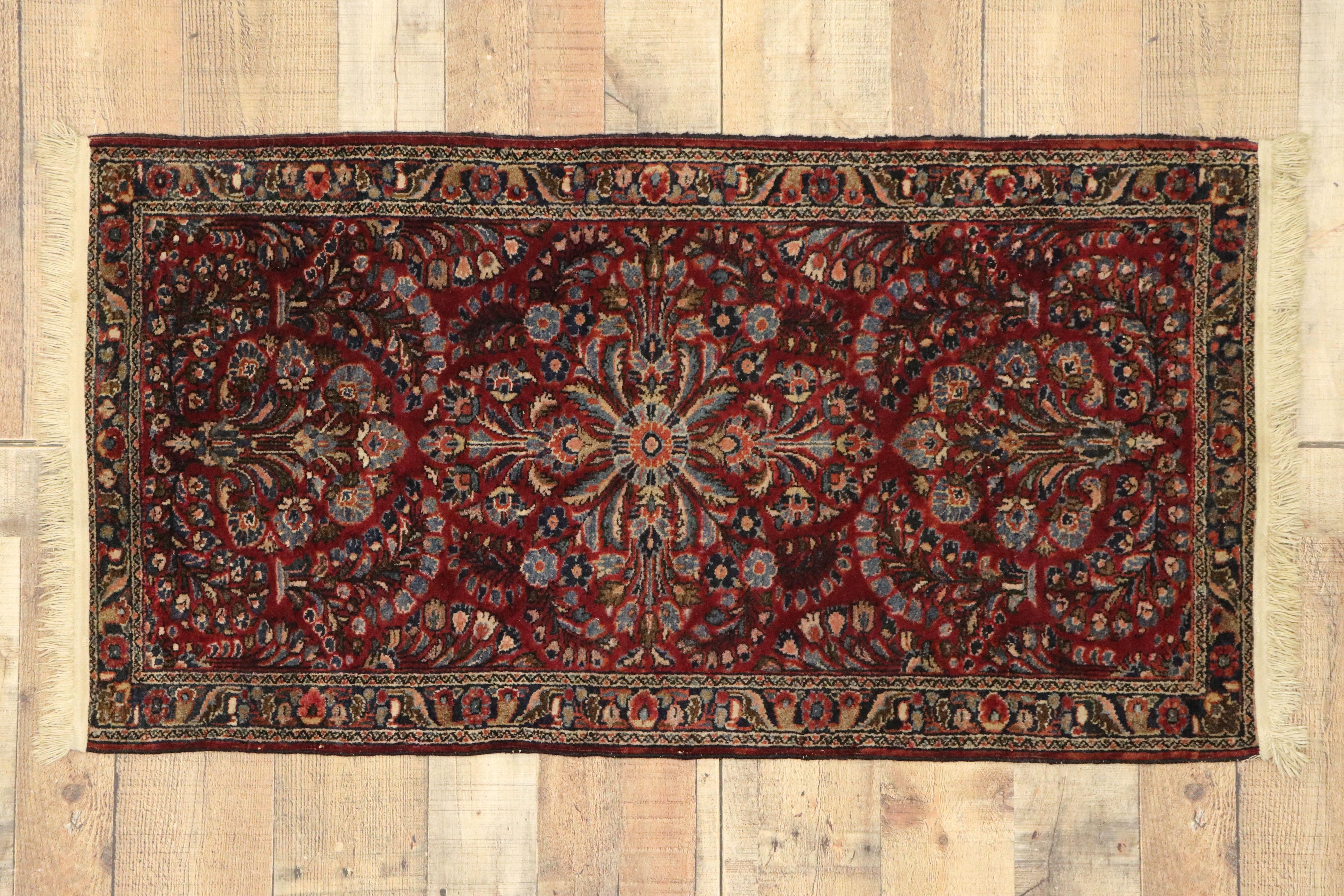 Wool Antique Persian Sarouk Rug with Traditional Style For Sale