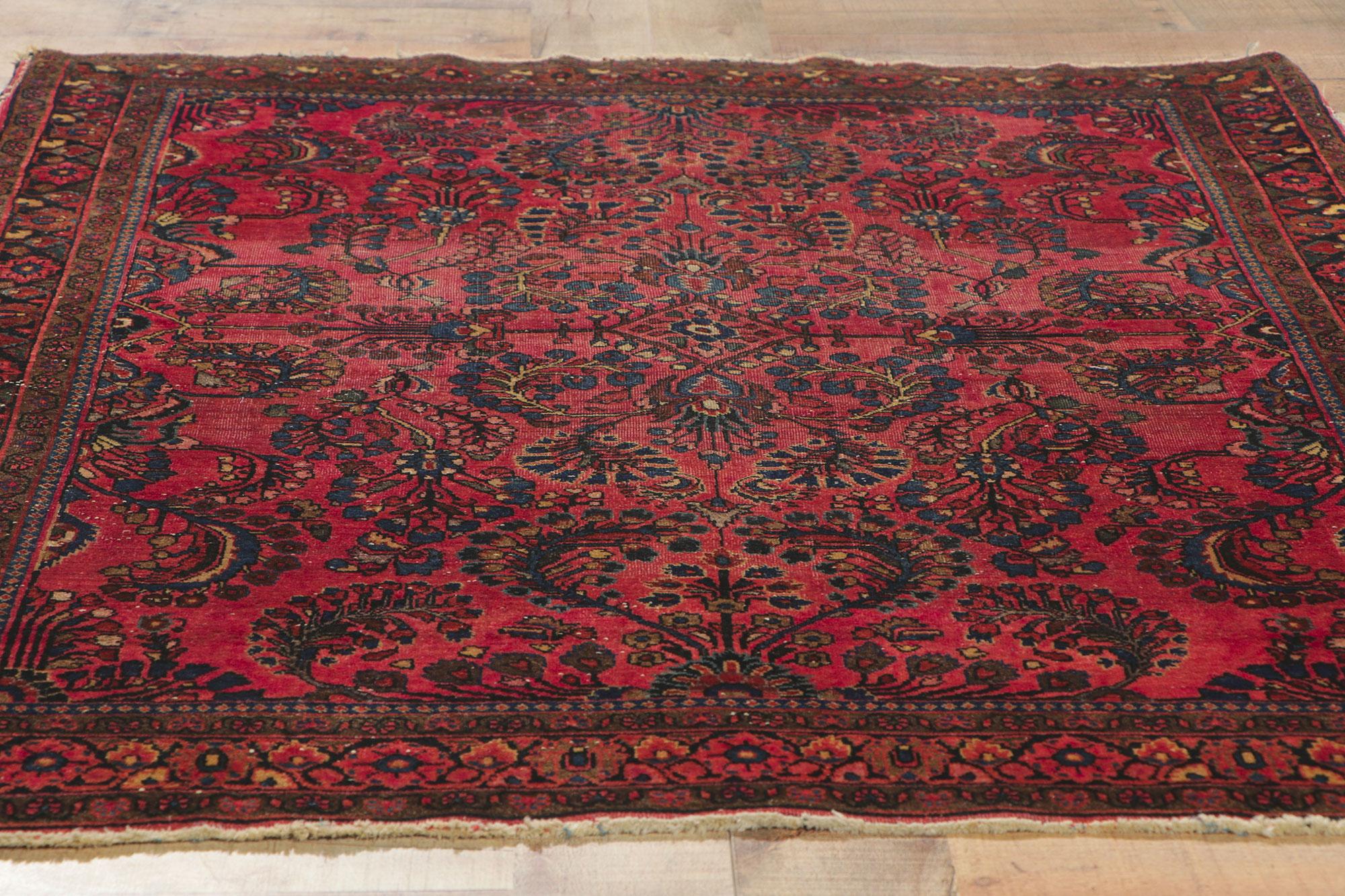 Antique Persian Sarouk Rug with Traditional Style For Sale 2