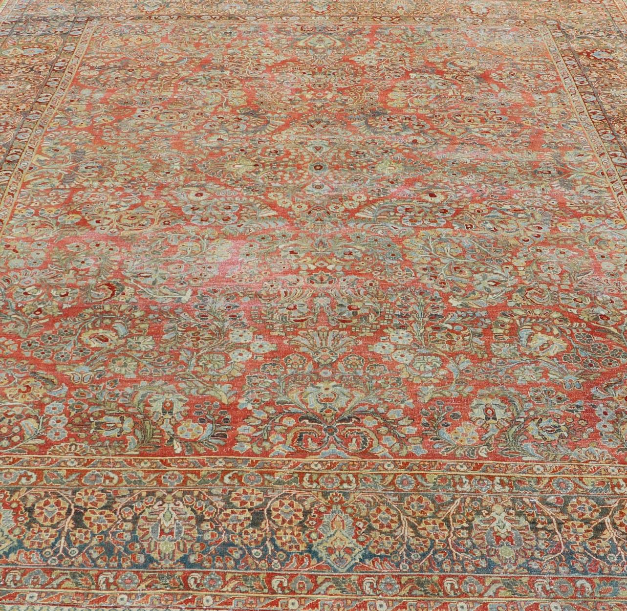 Antique Persian Sarouk with All-Over Floral Design on a Light Red Field For Sale 5